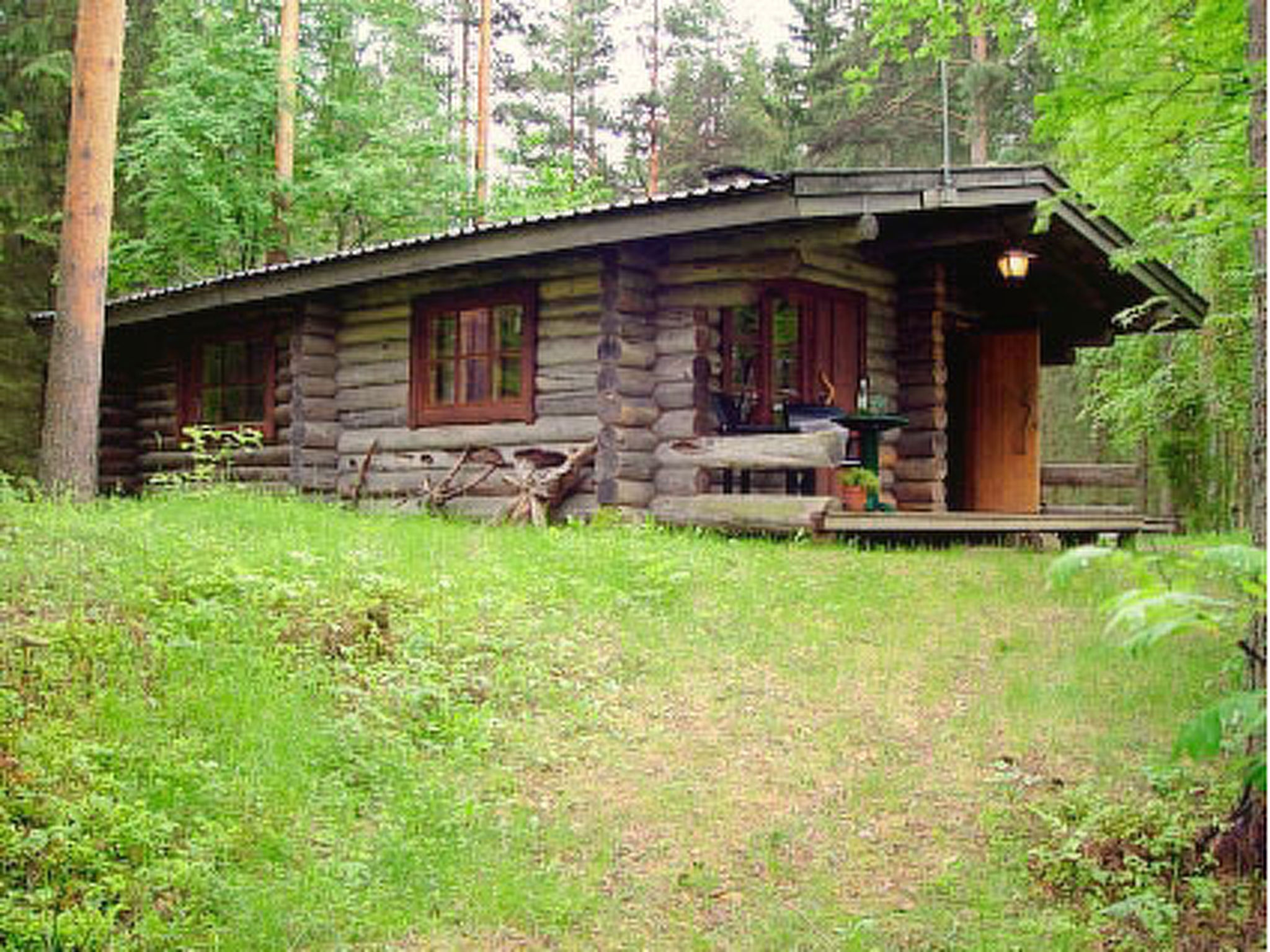 Metsäpirtti - Drinnen