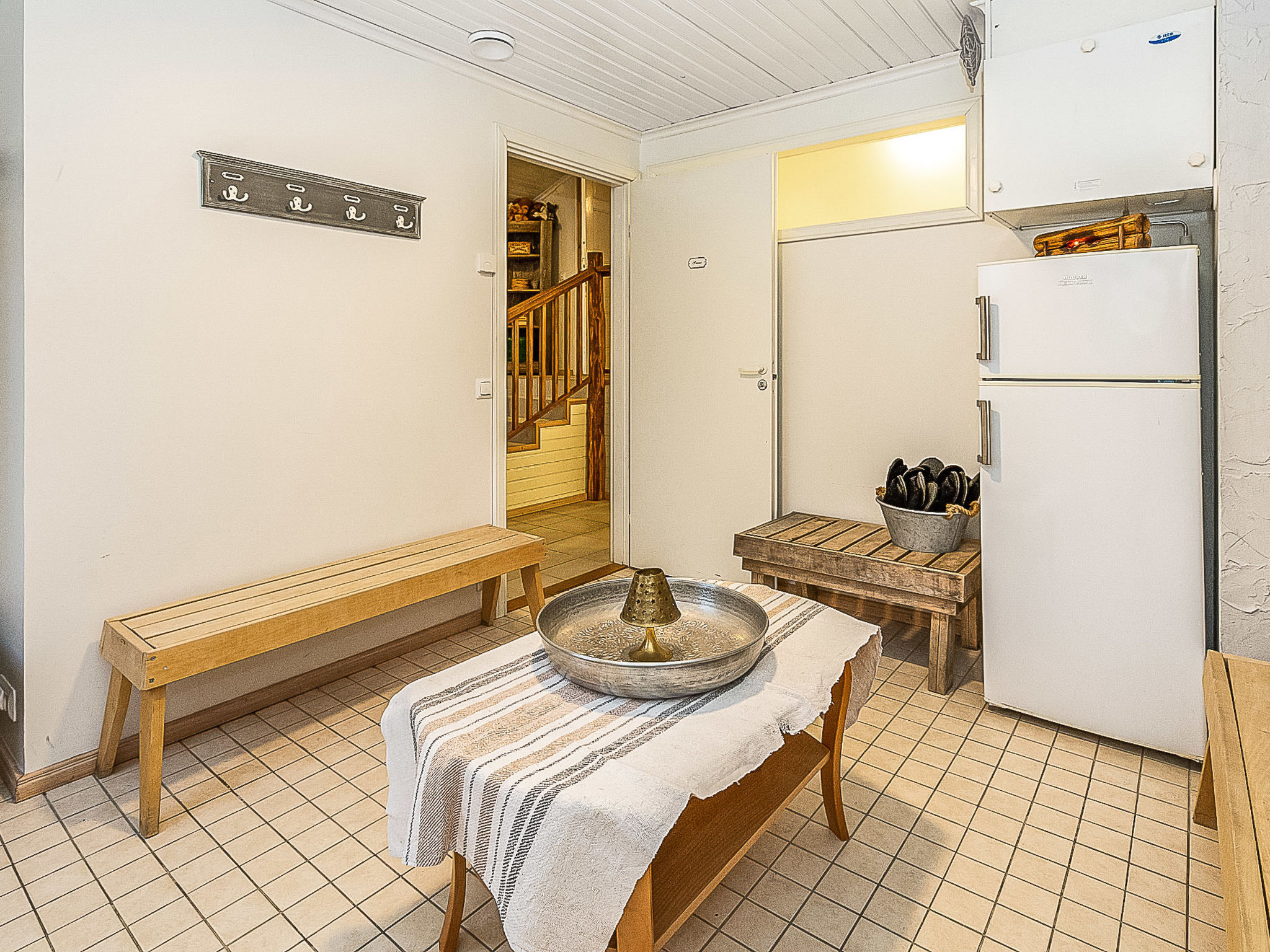 Päätalo, mökkilomat ja perhejuhlat - Inside