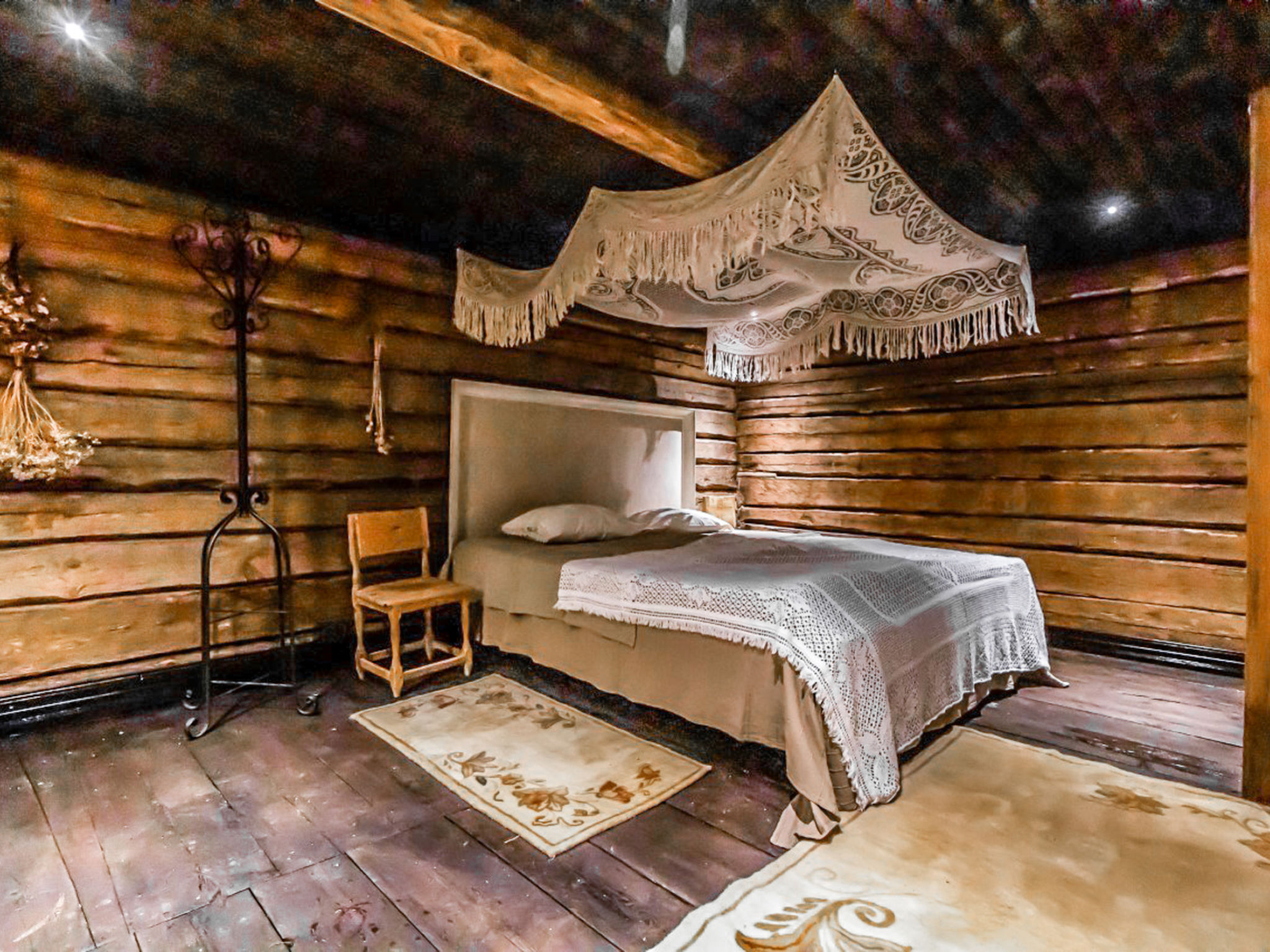 Päätalo, mökkilomat ja perhejuhlat - Inside