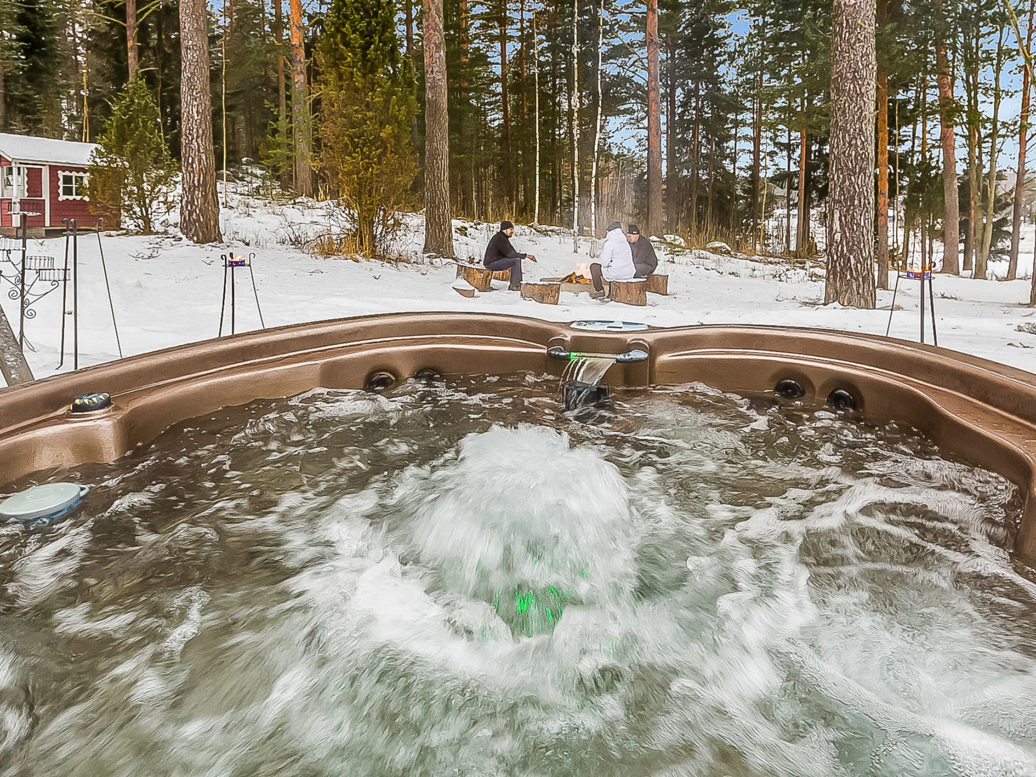 Päätalo, mökkilomat ja perhejuhlat - Inside