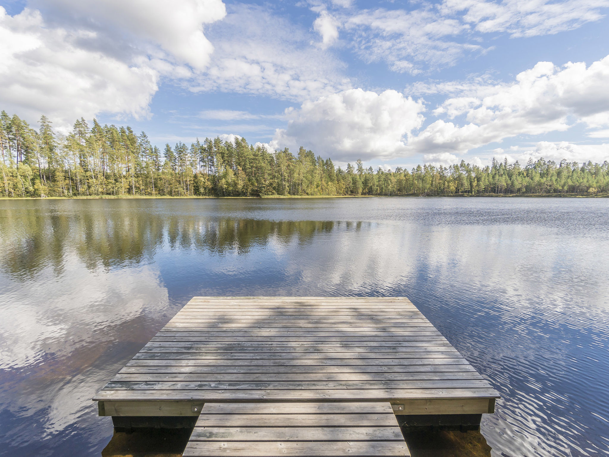 Valkealammi - Drinnen