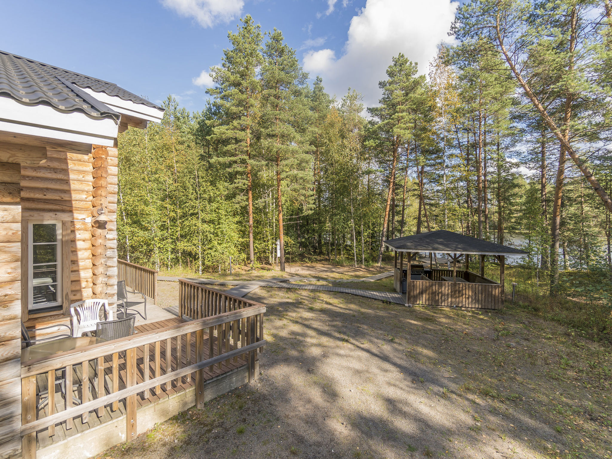 Valkealammi