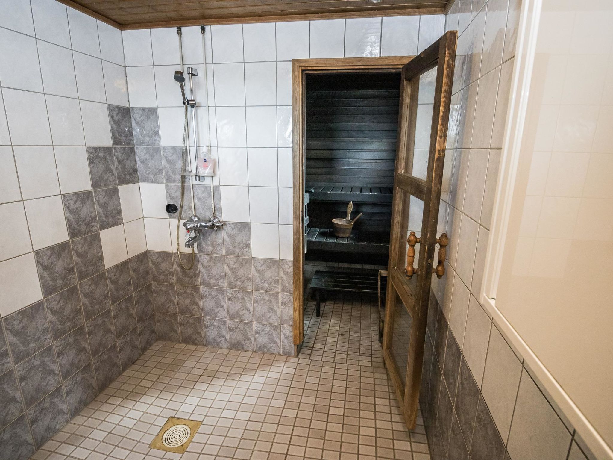 Pikku-puntila-Binnen