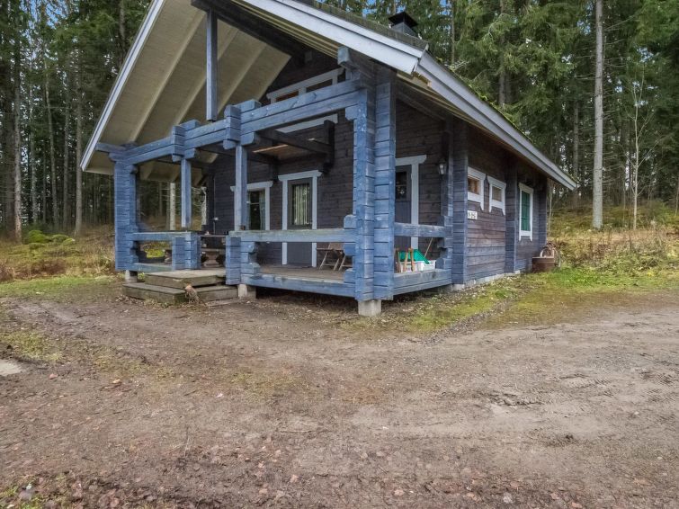 CASA DE VACACIONES MUSTIKKA, LEPPÄNIEMEN HIRSIHUVILAT