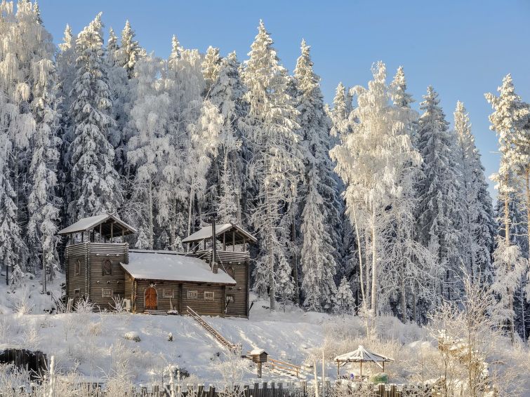 CASA DE VACACIONES HÄRKÄLINNA, LEPPÄNIEMEN HIRSIHUVILAT