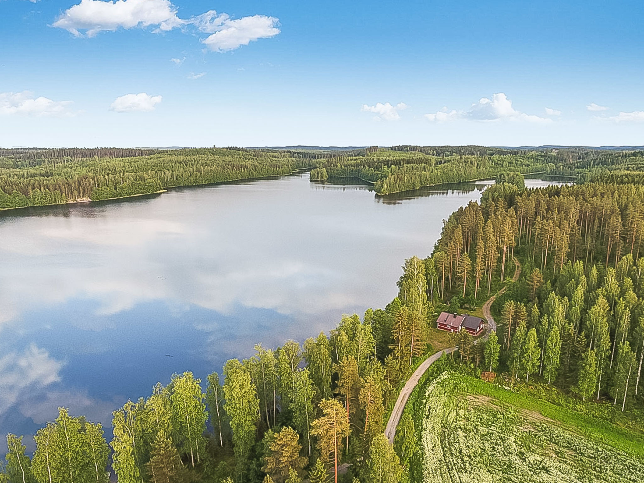 Tuomaantupa - Binnen