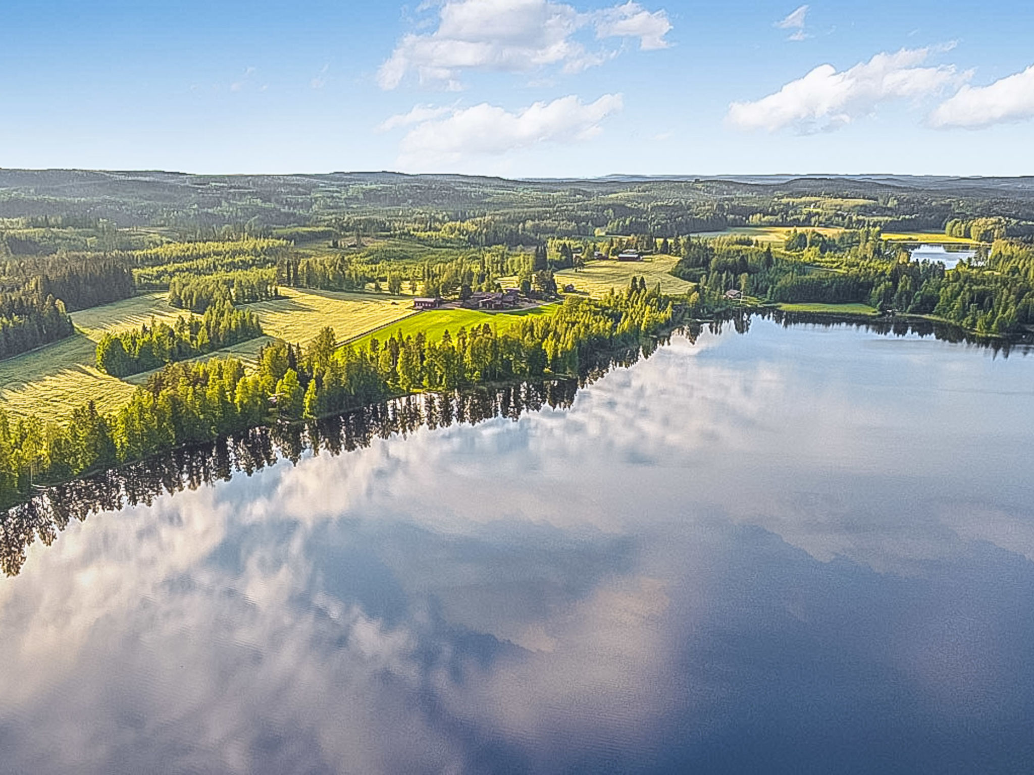 Tuomaantupa - Binnen