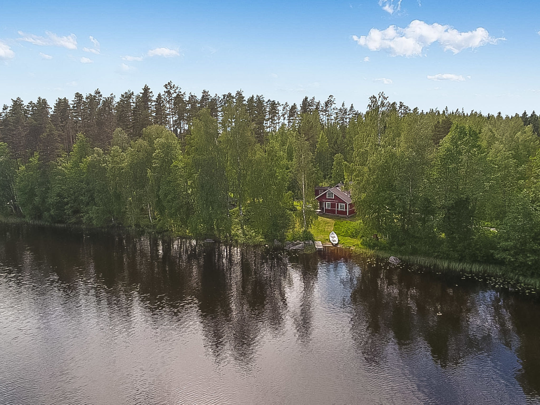 Tuomaantupa - Binnen