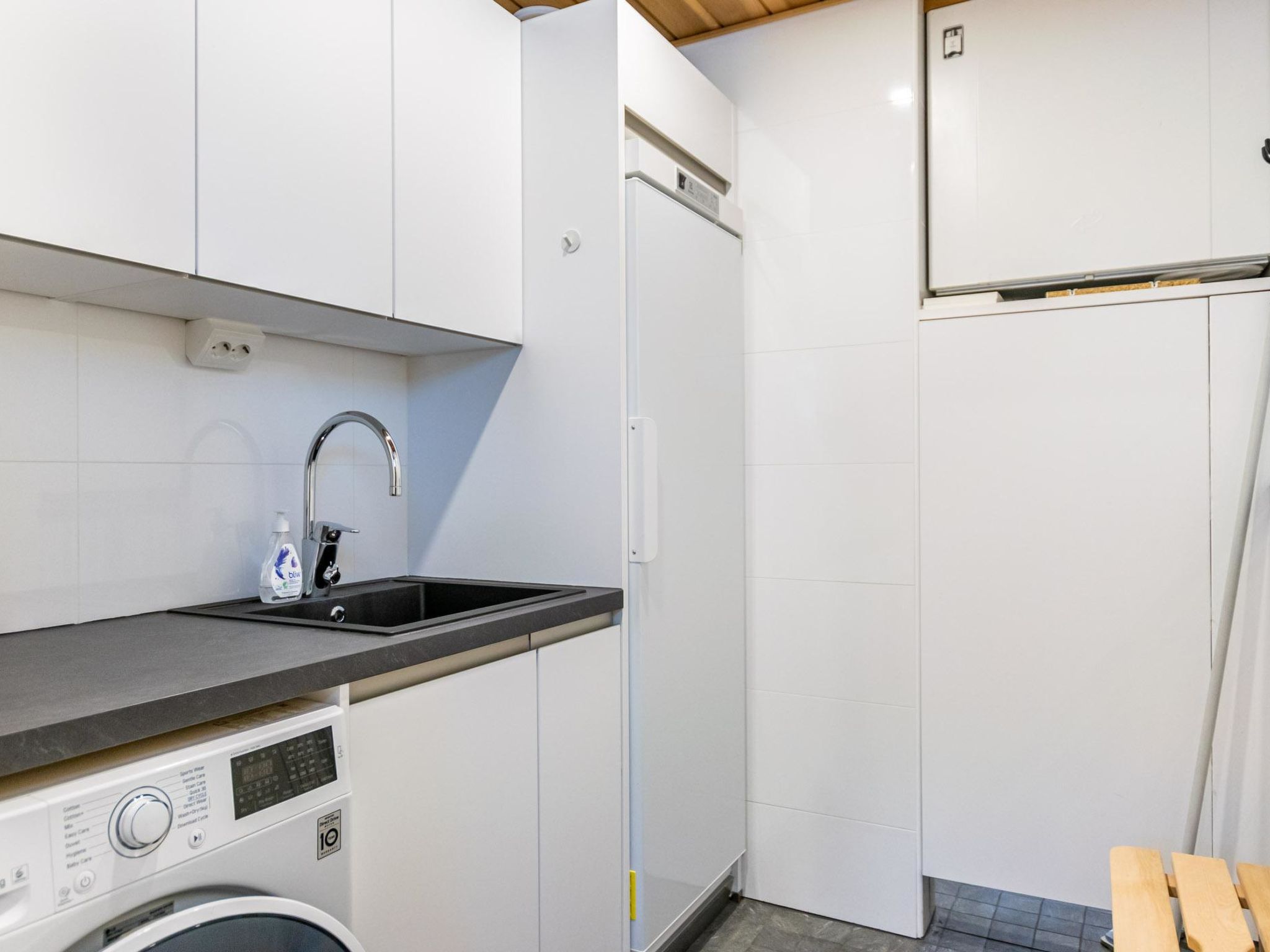 Villa väiski-Binnen