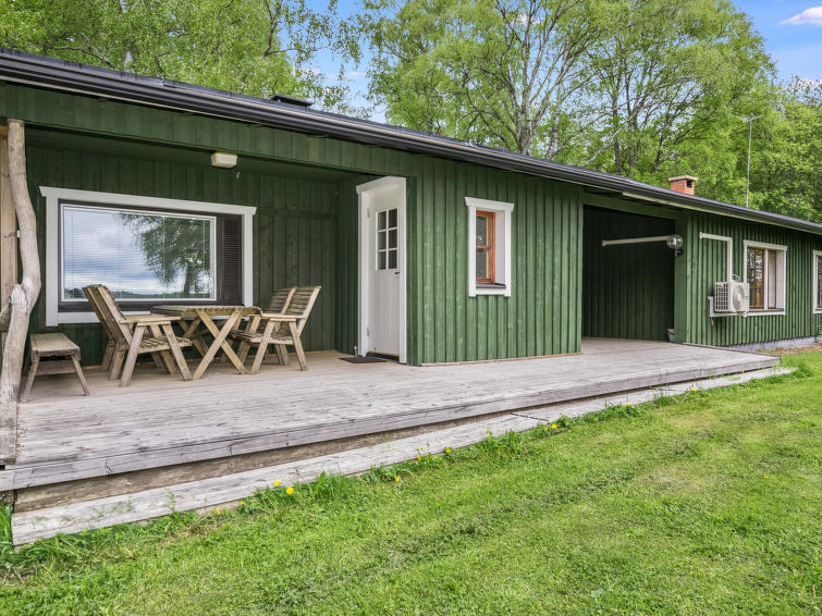 Vakantiehuis met sauna aan het meer in Ikaalinen in Ikaalinen
