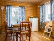 Ruime houten cabin aan het meer bij Ikaalinen met sauna en hottub - thumbnail 5