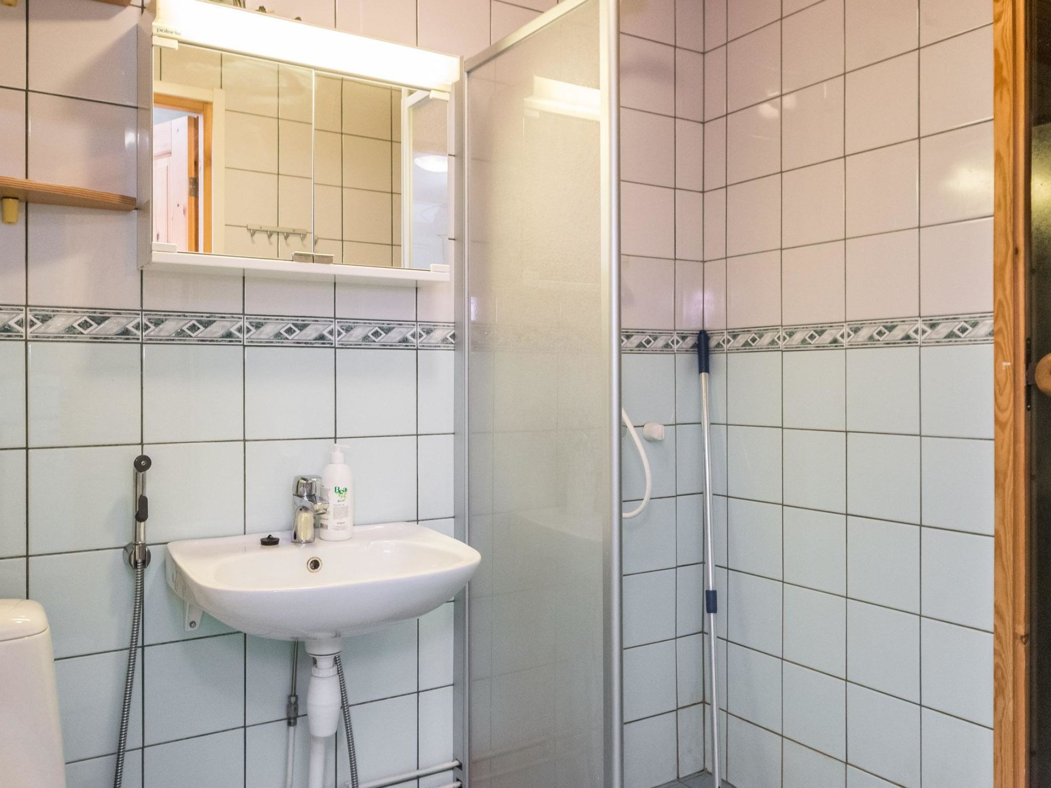 Kylpylän ullanrinne 12 c-Binnen