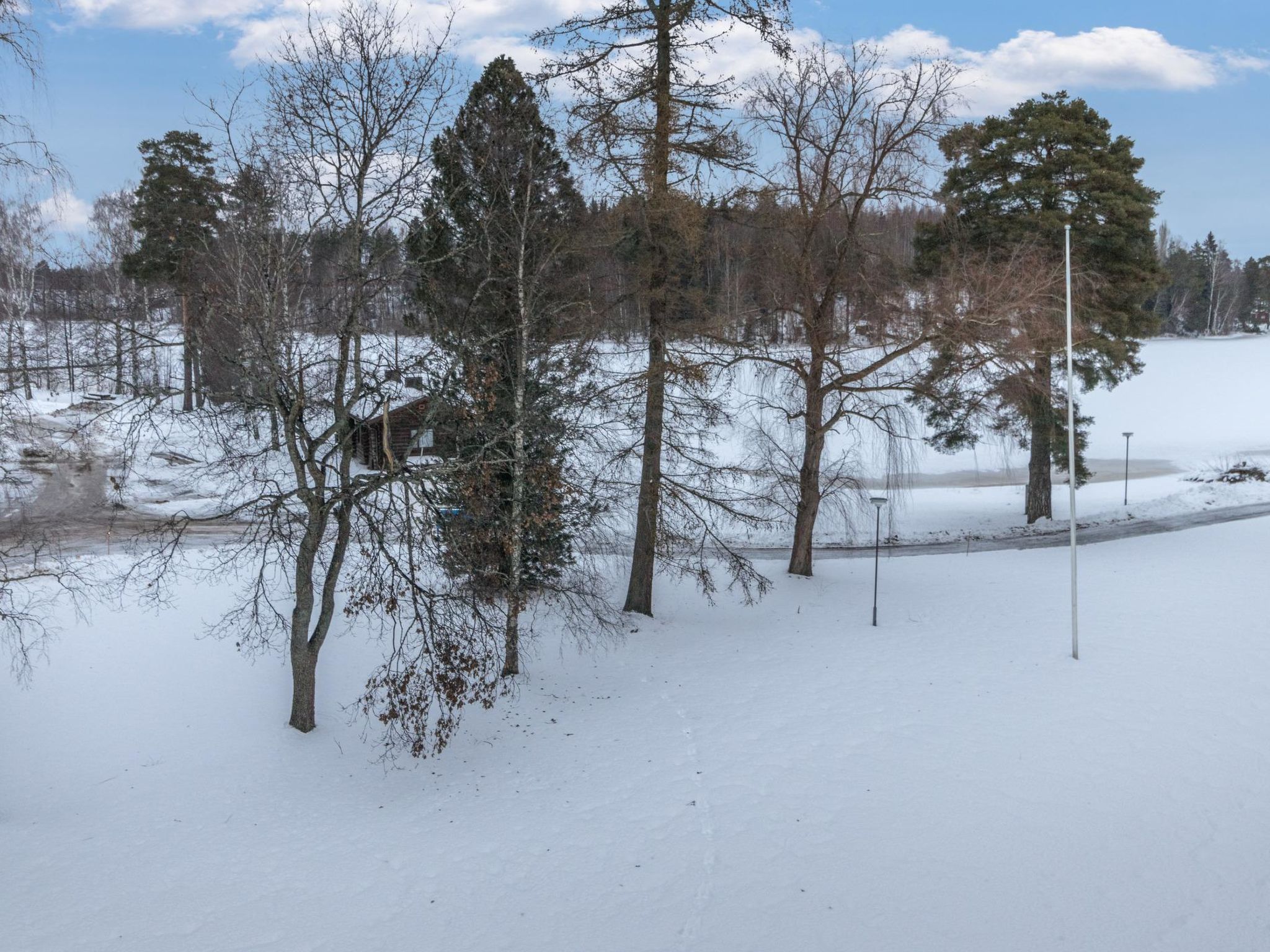 Kylpylä-hotelli, huone 448-Binnen