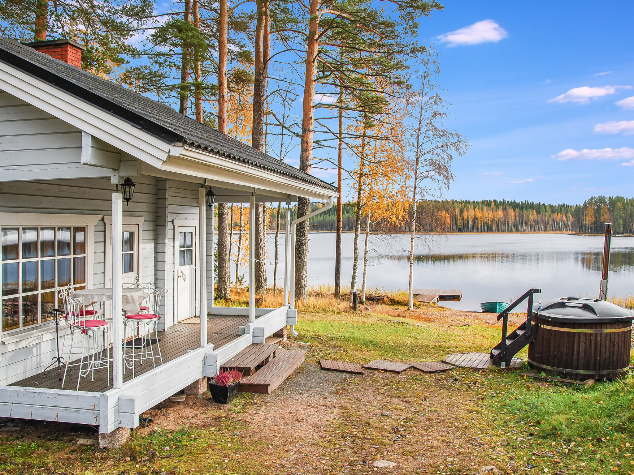 Mänty-linna - Binnen
