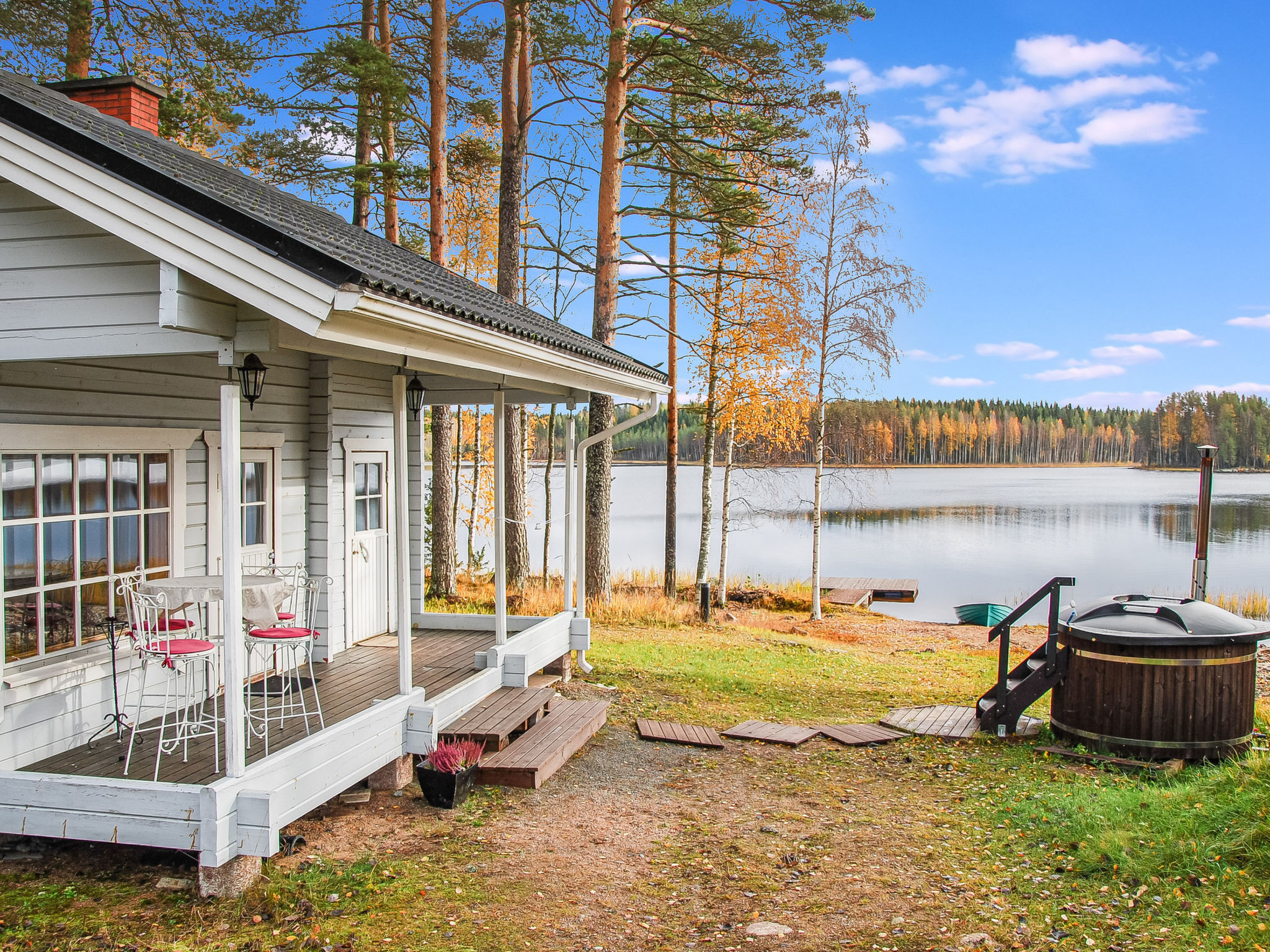 Mänty-linna - Binnen