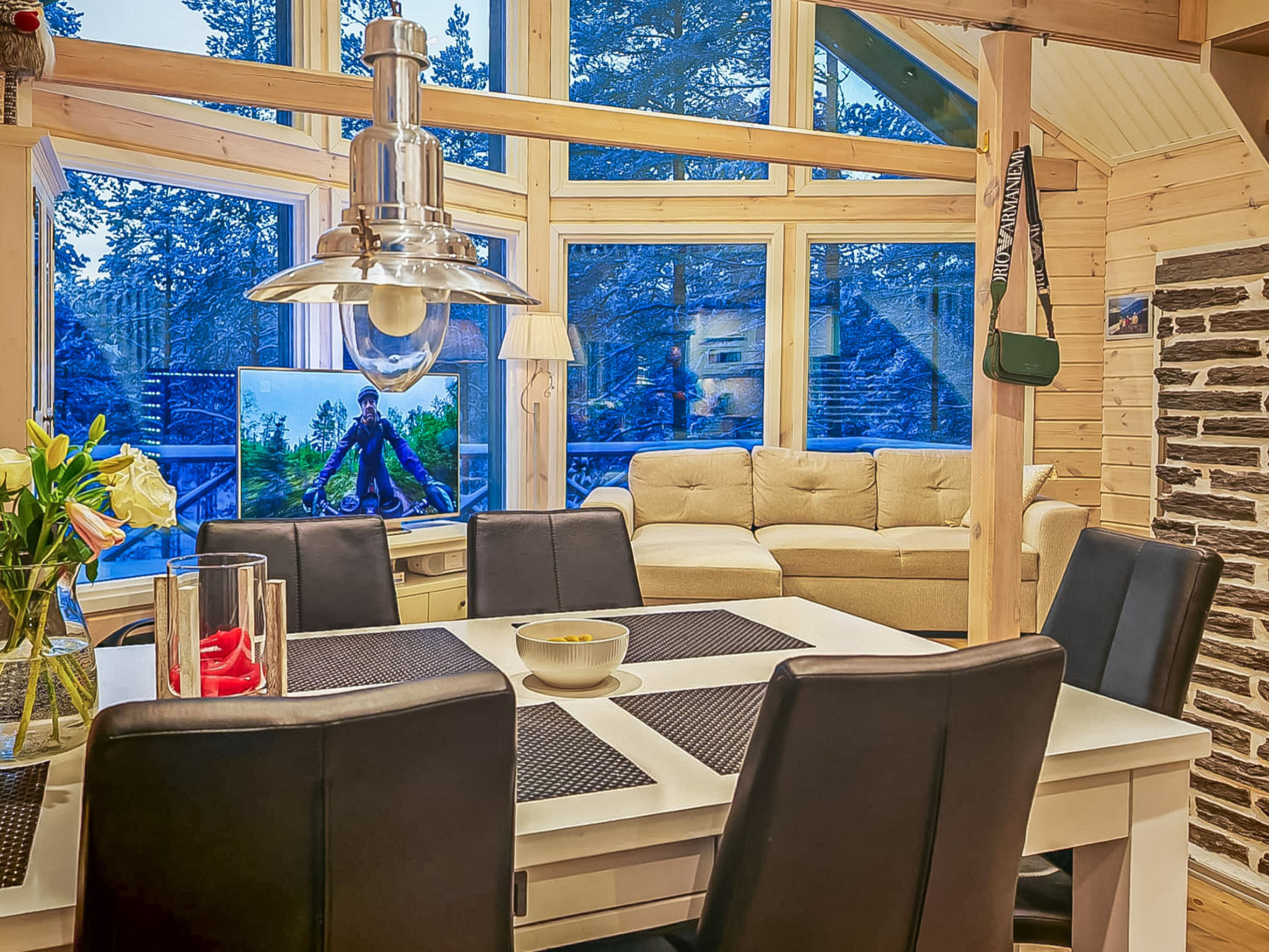 Villa Loisto: Luxe Finse cottage aan het meer met sauna's en barbecuehut - foto 15