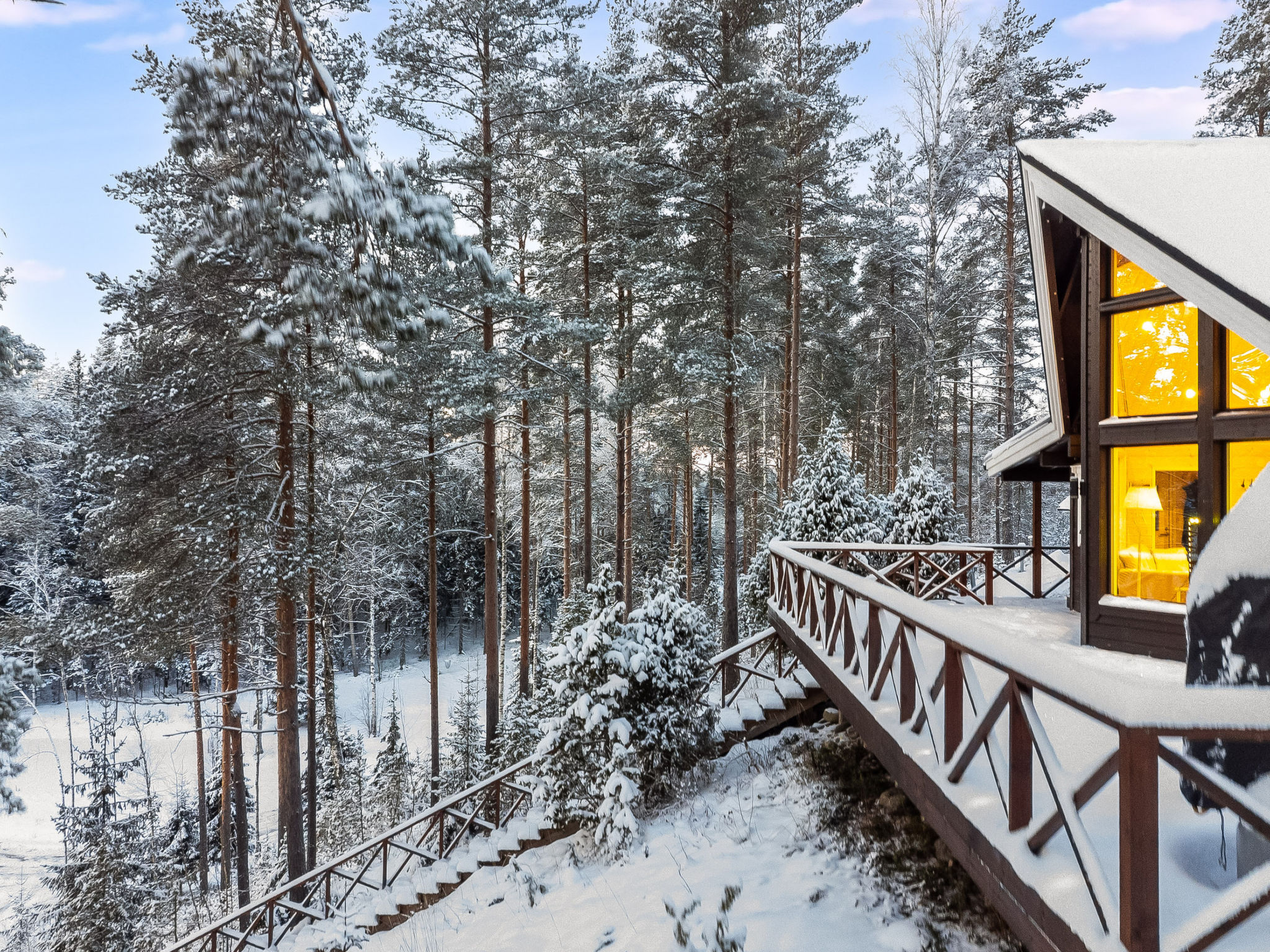 Villa Loisto: Luxe Finse cottage aan het meer met sauna's en barbecuehut - foto 24