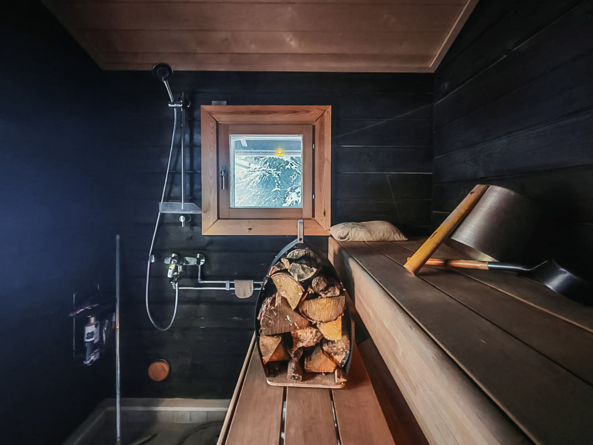 Villa Loisto: Luxe Finse cottage aan het meer met sauna's en barbecuehut - foto 30
