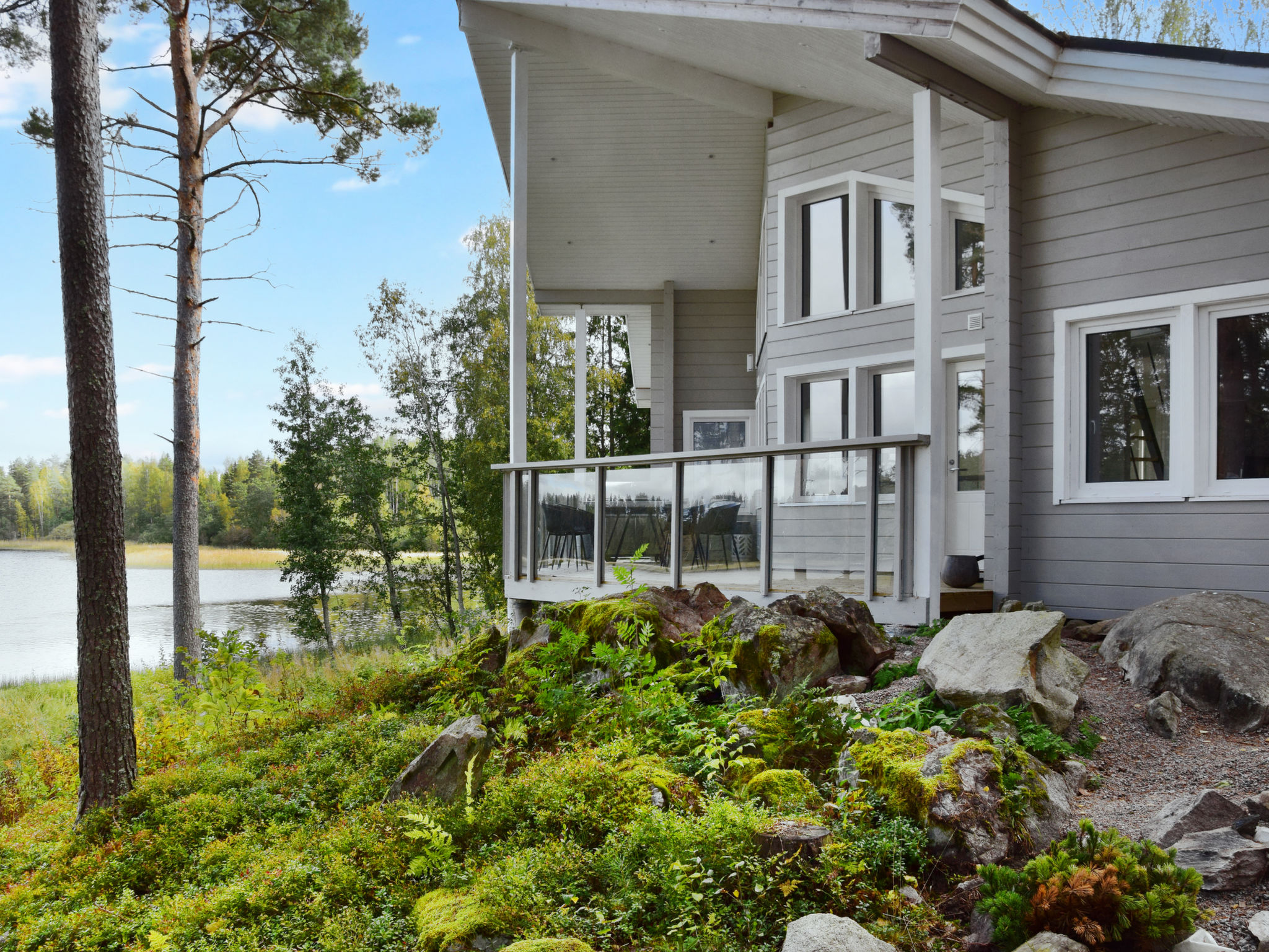 Villa lokinkärki-Dedans