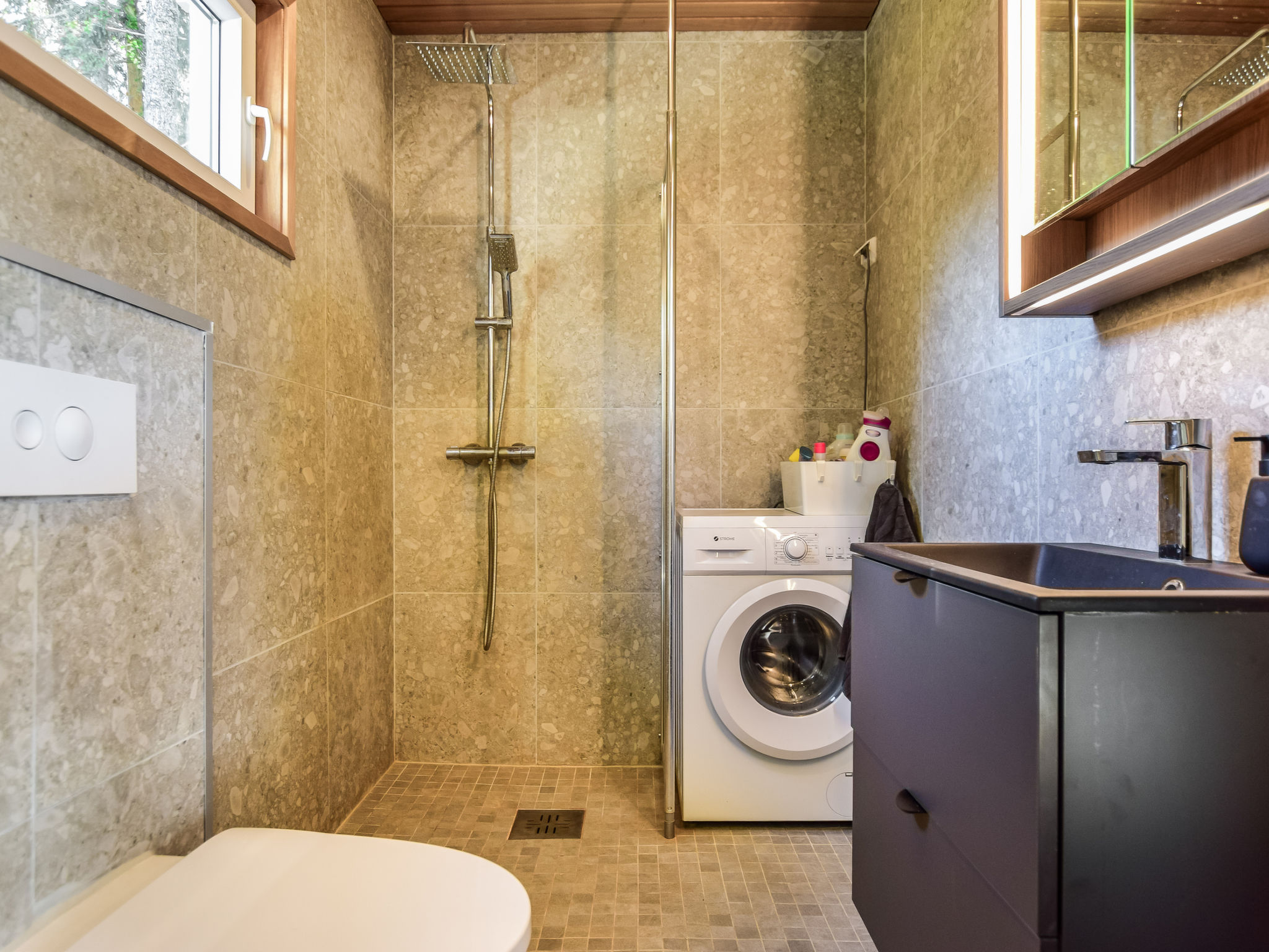 Villa lokinkärki-Dedans