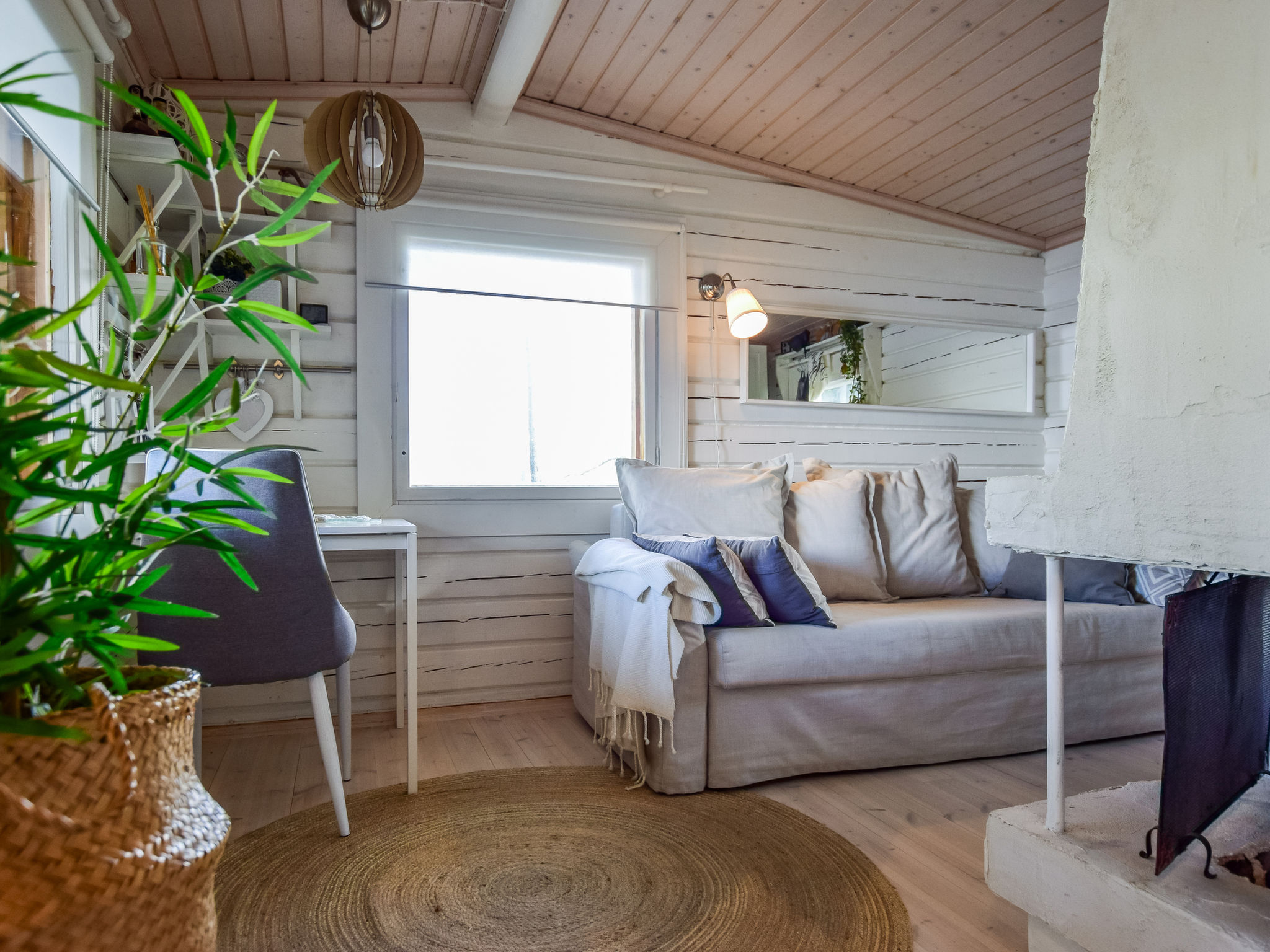 Villa lokinkärki-Dedans