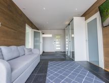 Lomatalo Villa hirvas