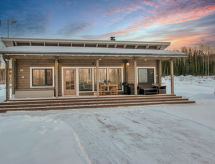 Adeli holiday cottage ellivuori