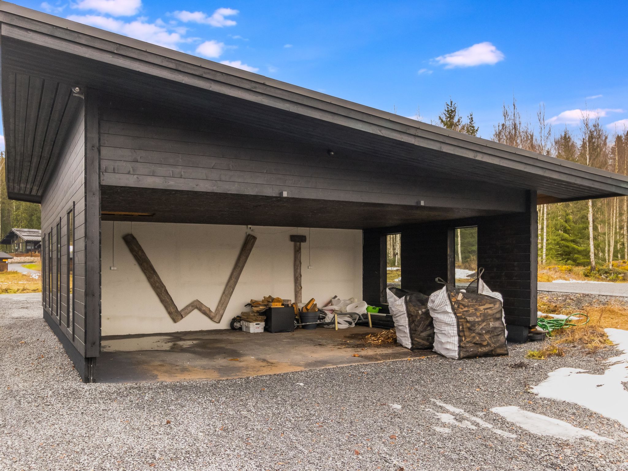 Ellivuori west 1-Binnen