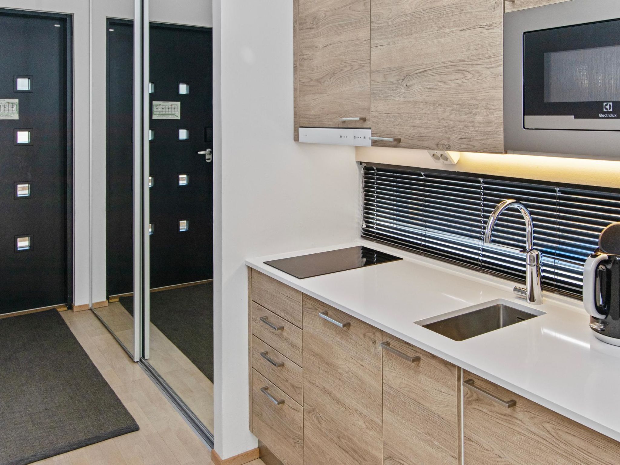 Eerikkilä lomahuoneisto 64-Binnen