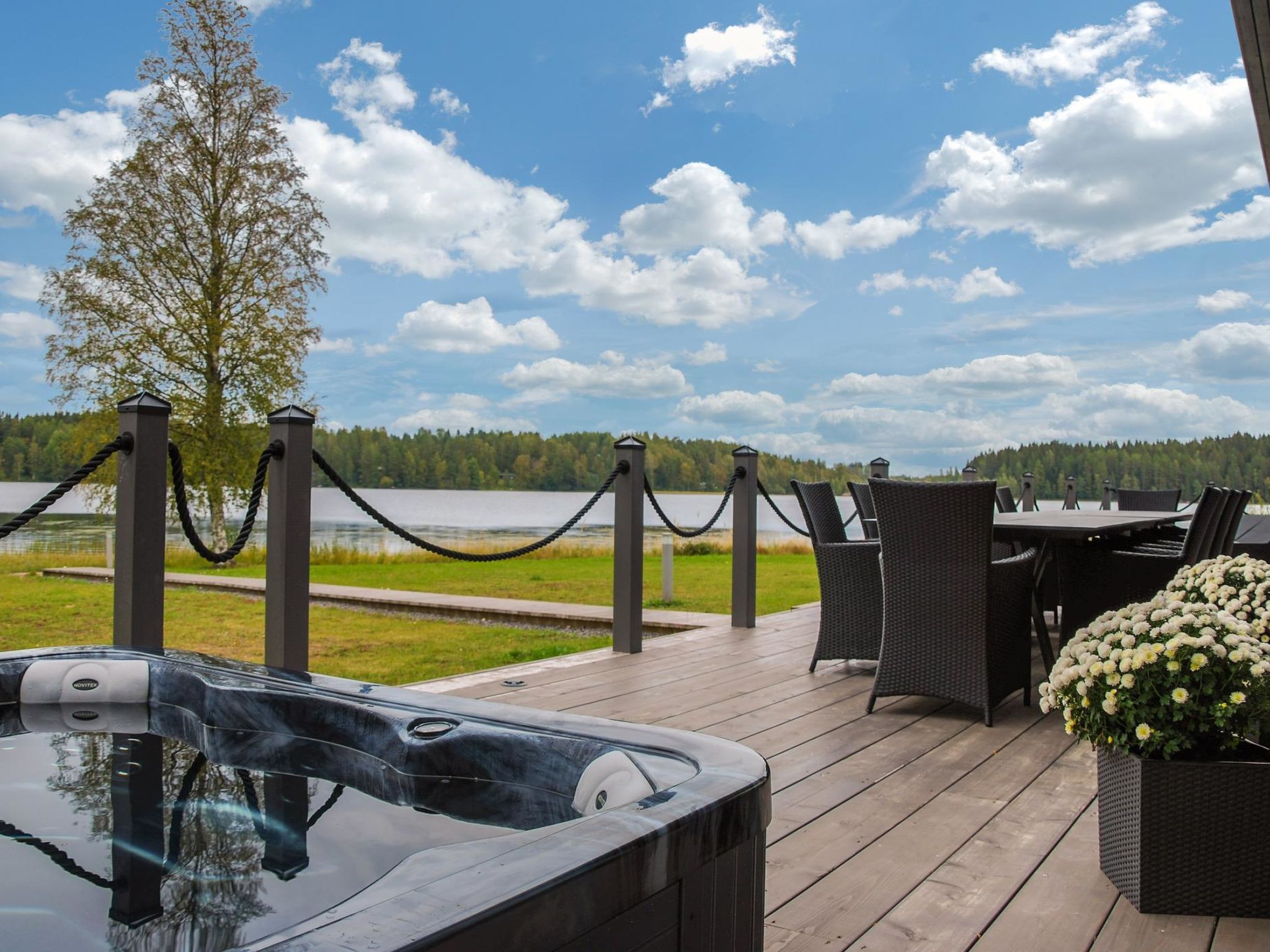 Villa karhentimantti-Binnen