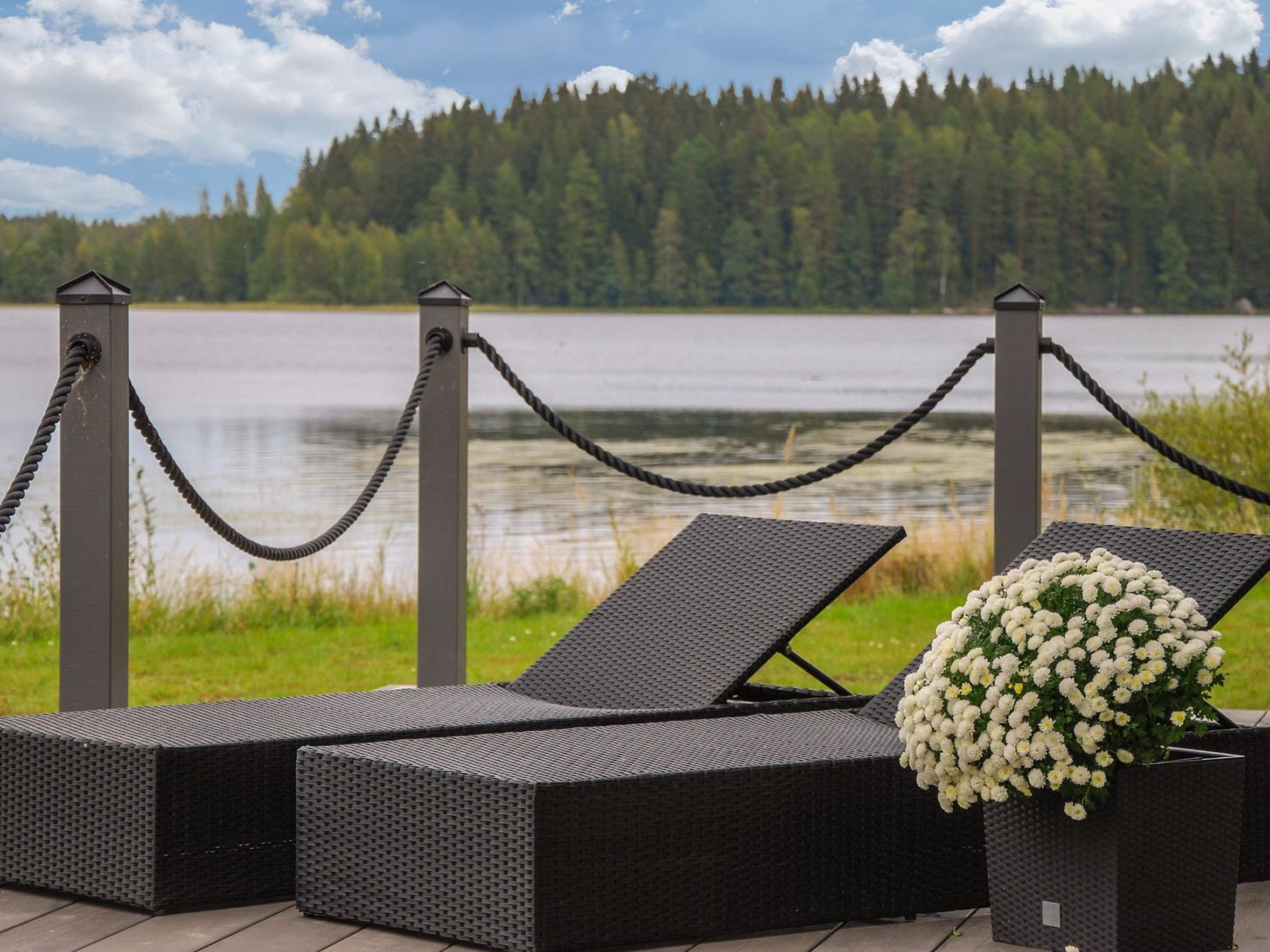 Villa karhentimantti-Binnen