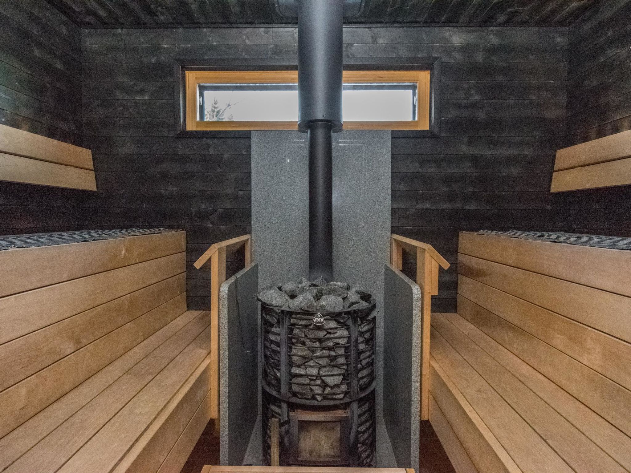 Villa karhentimantti-Binnen