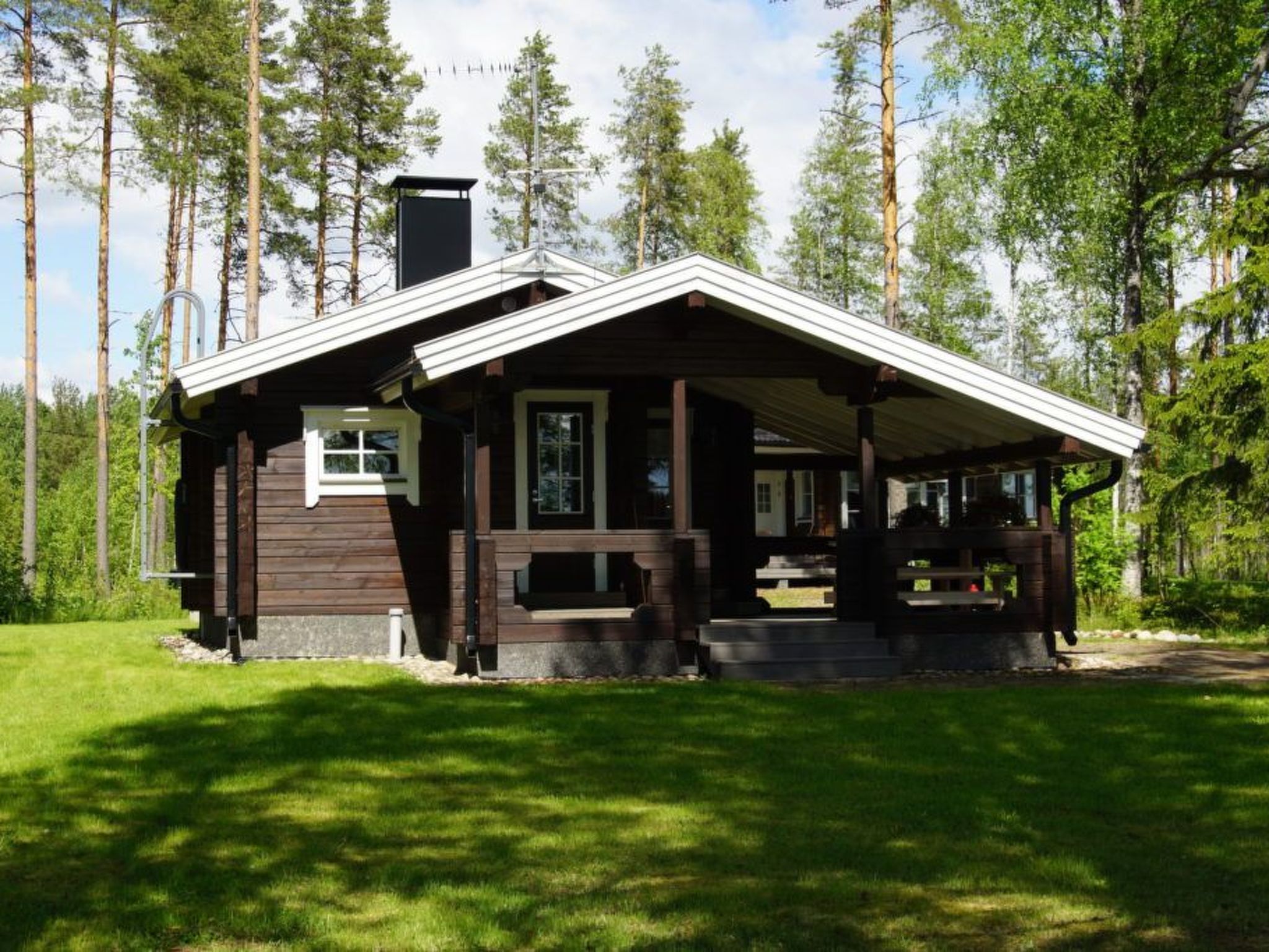 Ferienvilla mit Sauna und Garten am See-Outside