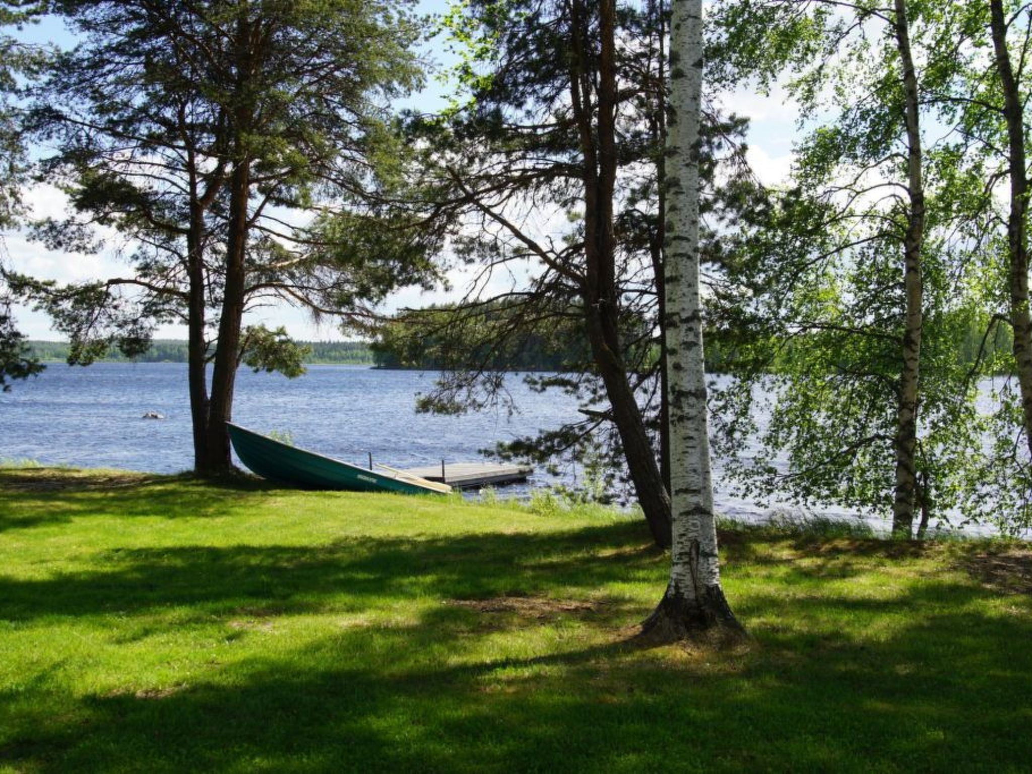 Ferienvilla mit Sauna und Garten am See-Outside