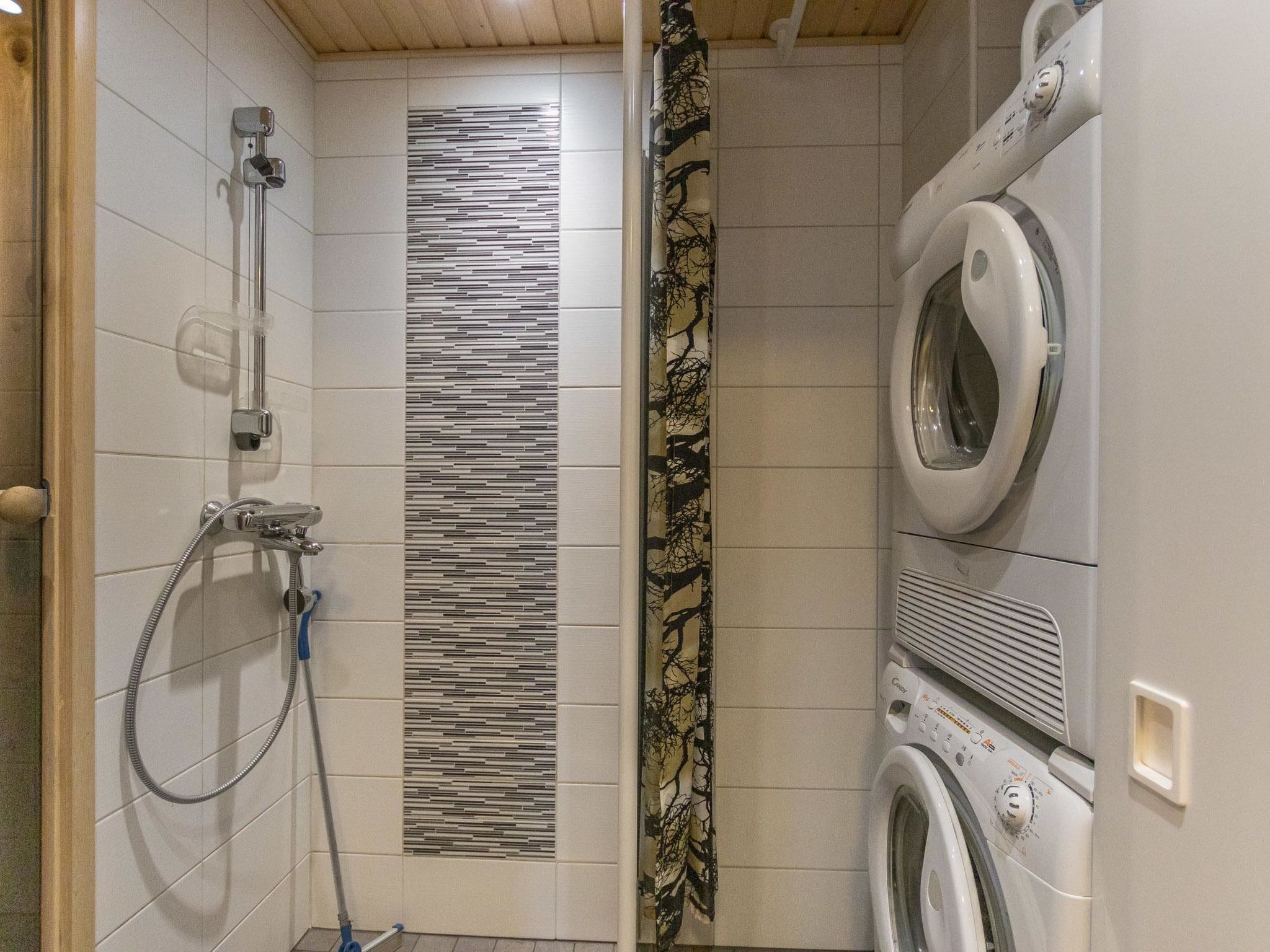 Hil-lak-ka ii as 7-Dedans