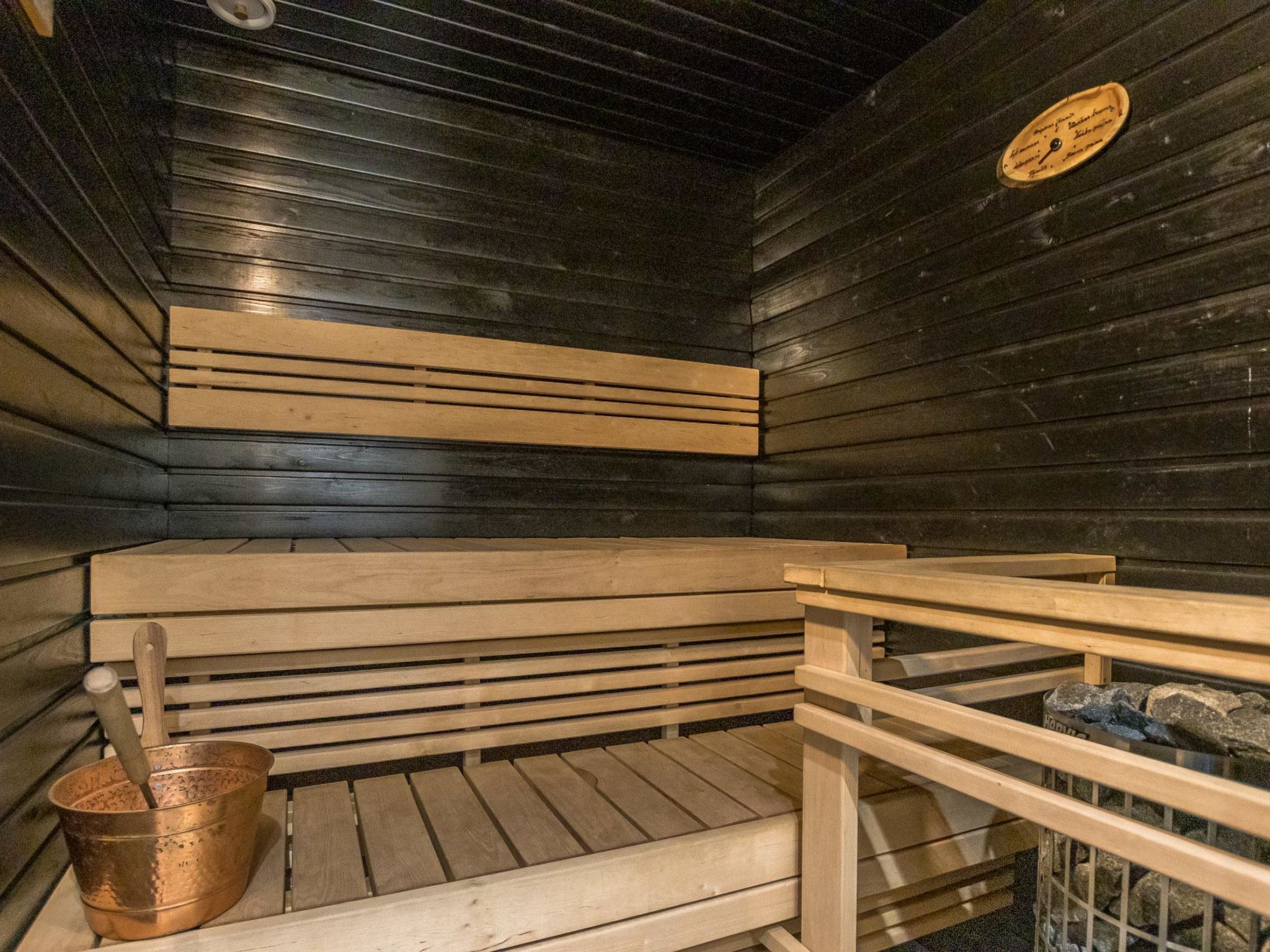 Hil-lak-ka ii as 7-Dedans