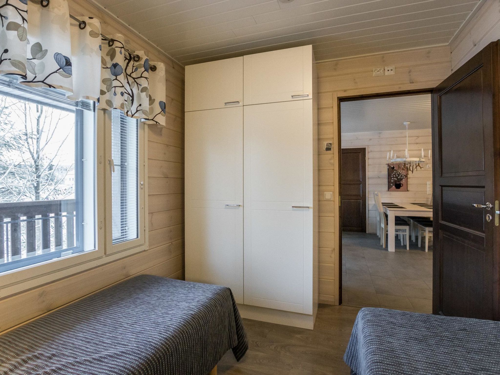 Hil-lak-ka ii as 5-Dedans