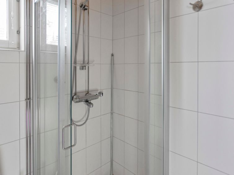 Yllastar 3 as 517 - Slide 11