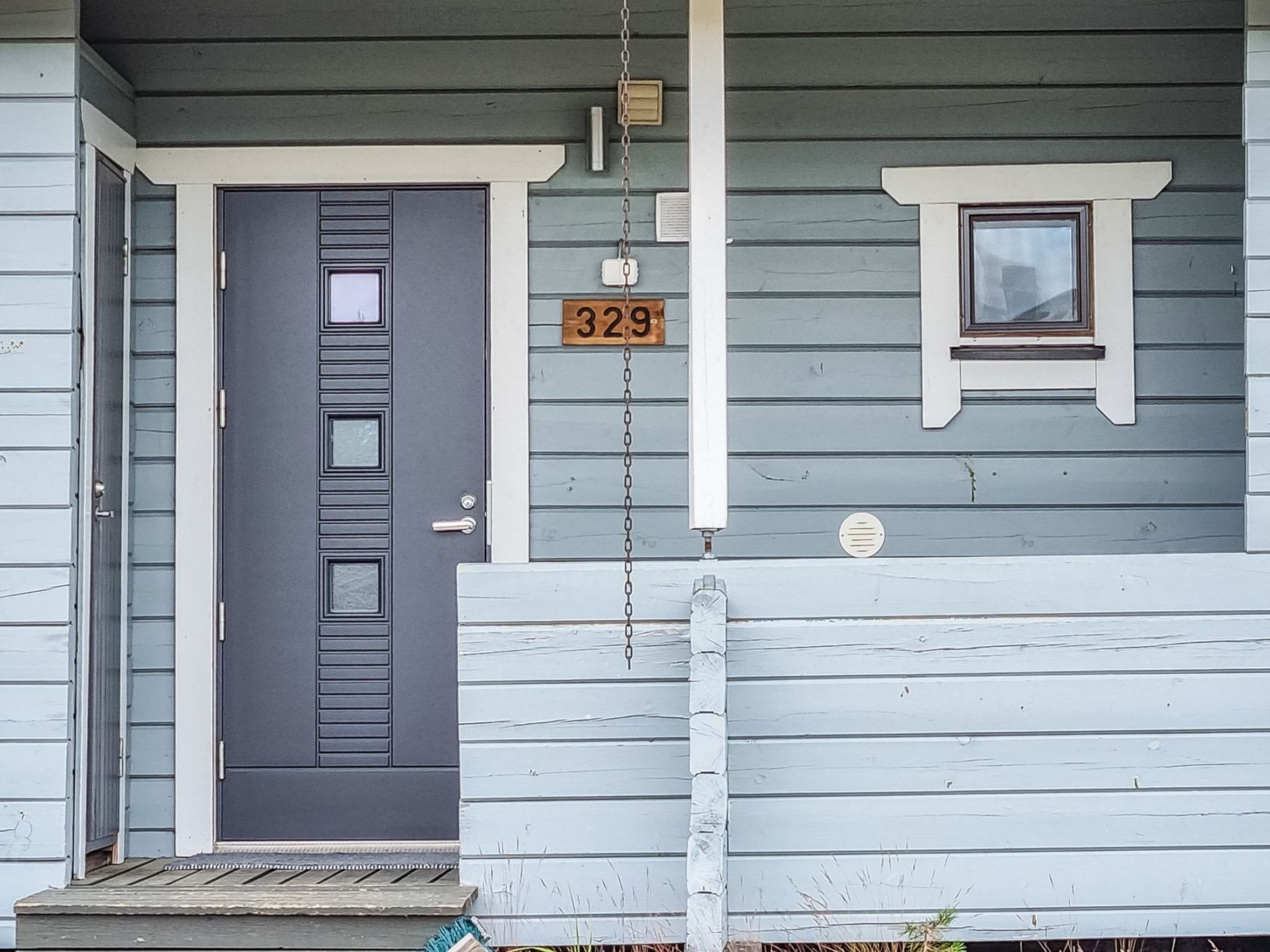 Lähikaltio 329-Inside