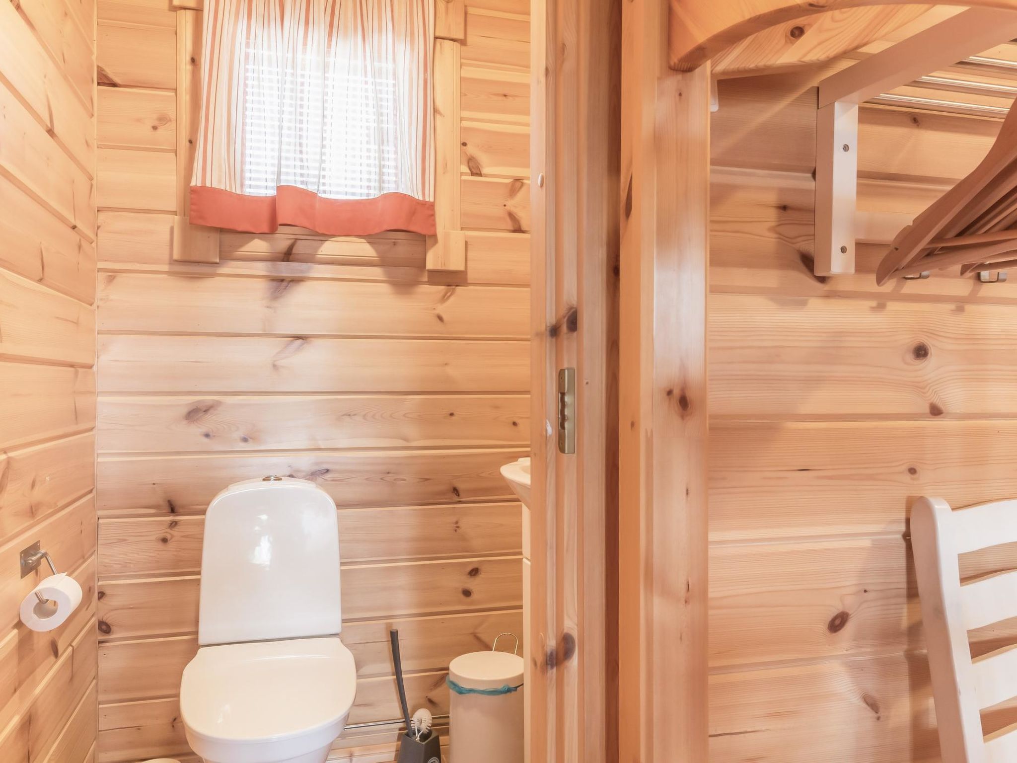 Kuerkartano 2/sulo-Binnen