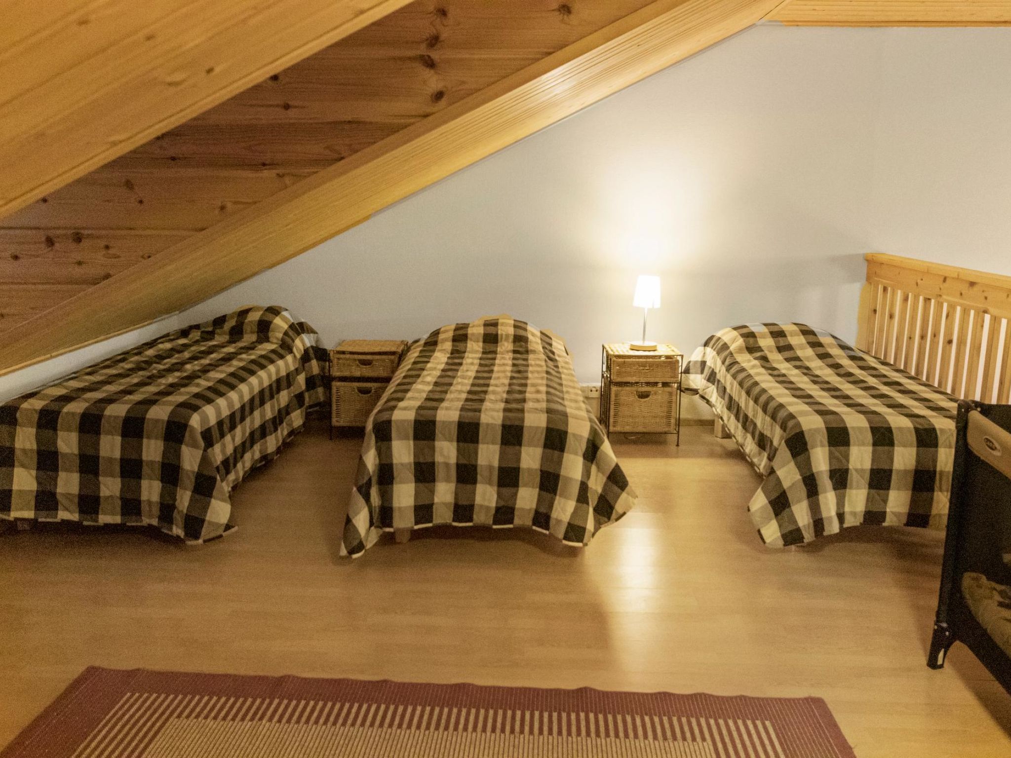 Jahtikaltio 2-Inside