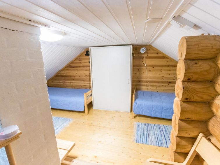 Yllasmehto 1 - Slide 12