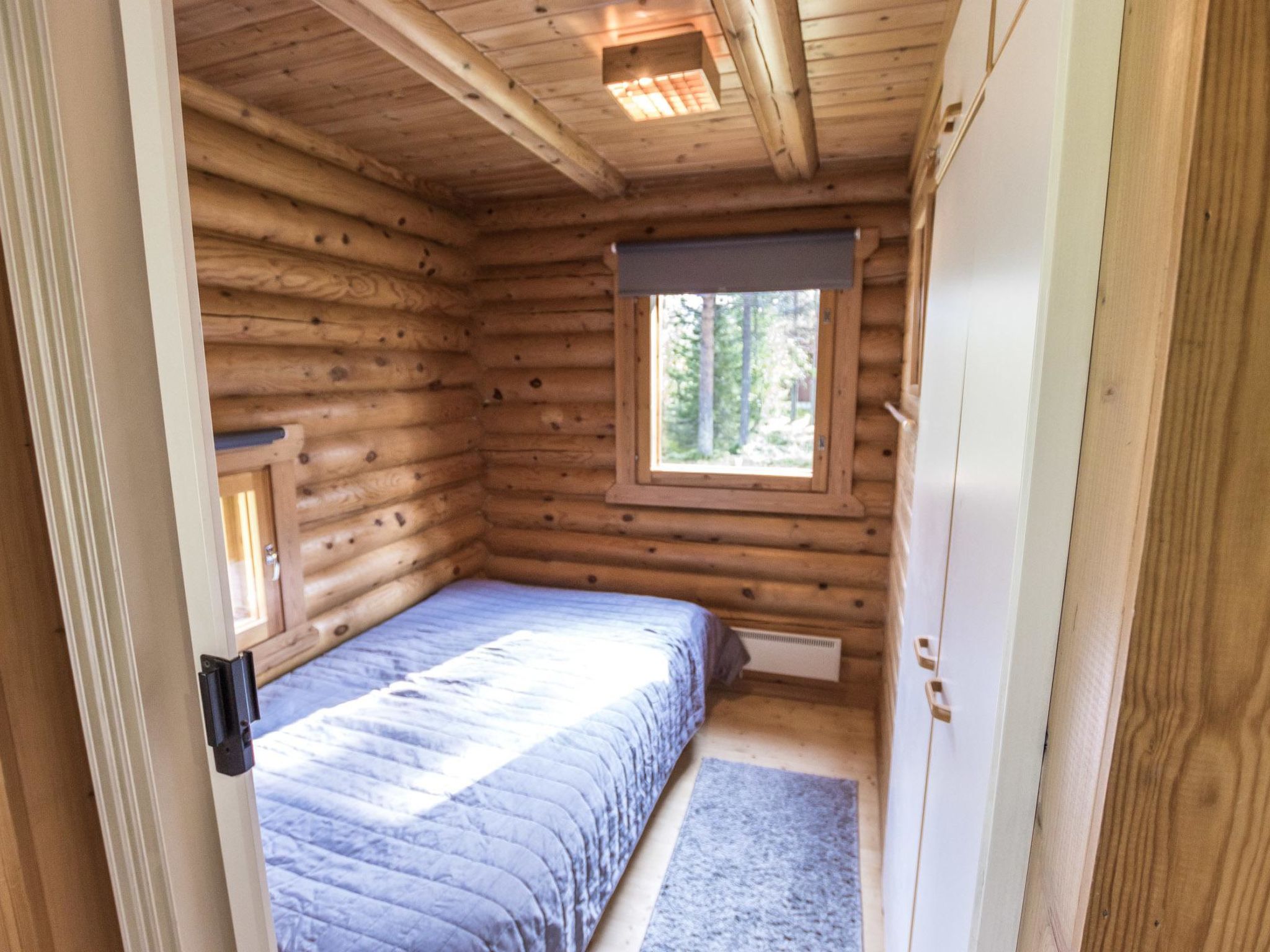 Ylläsmehto 2-Inside