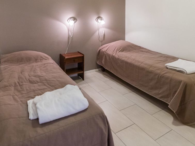 Yllastar 3 as 505 - Slide 11