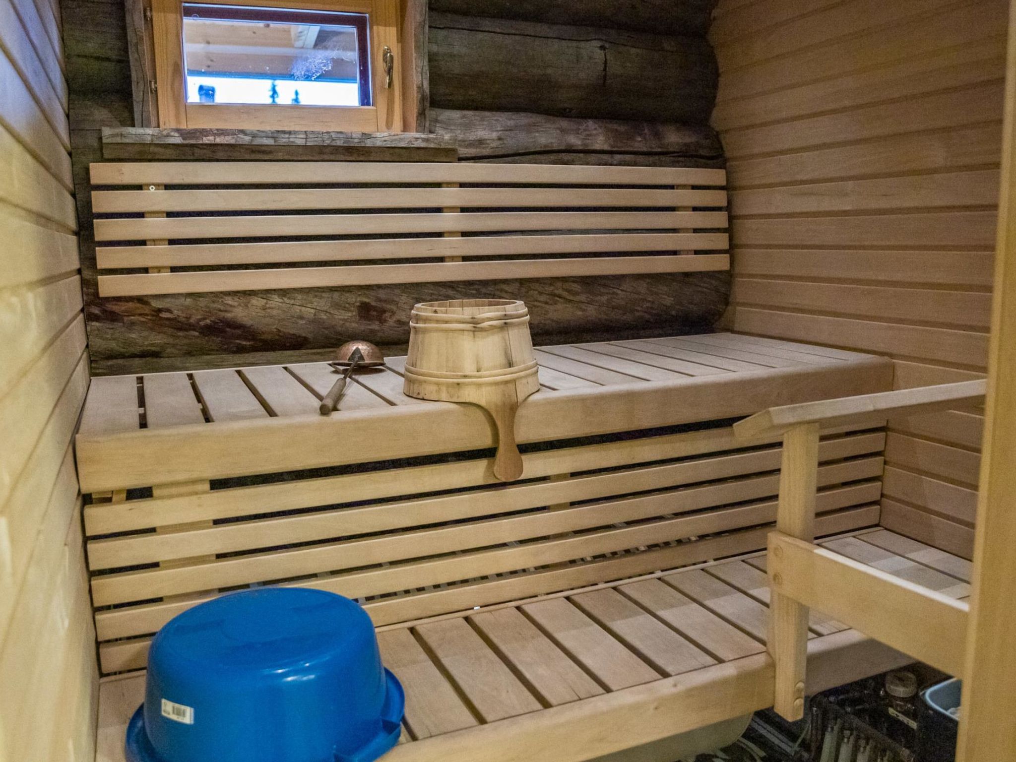 Sapara v, p61-Binnen