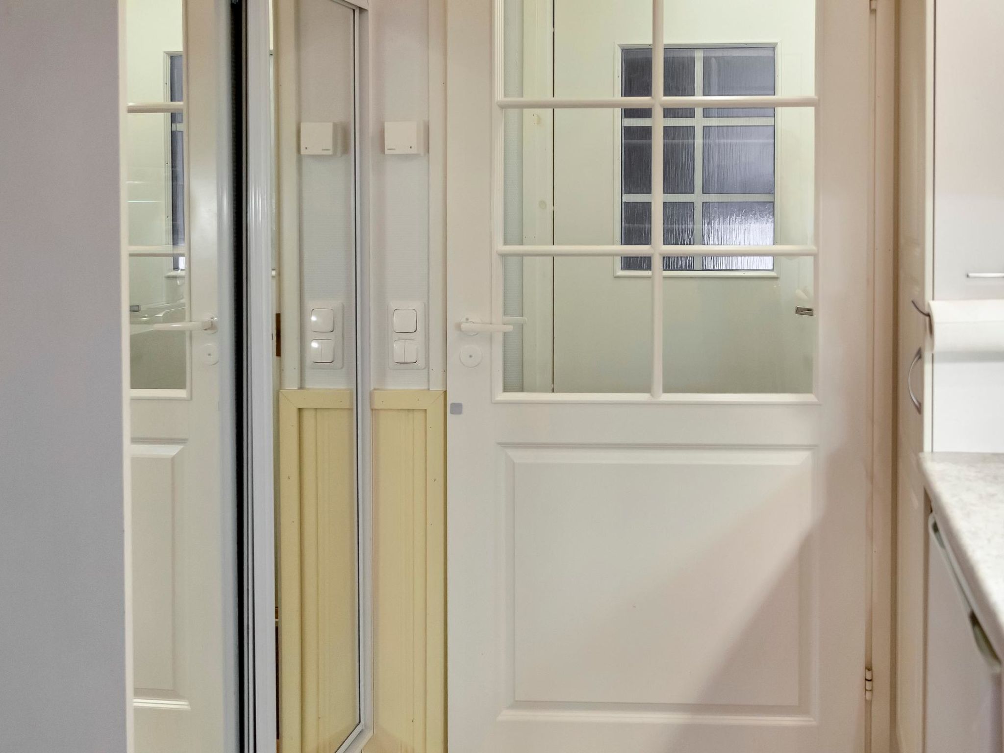 Yllästar 2 as 406-Binnen