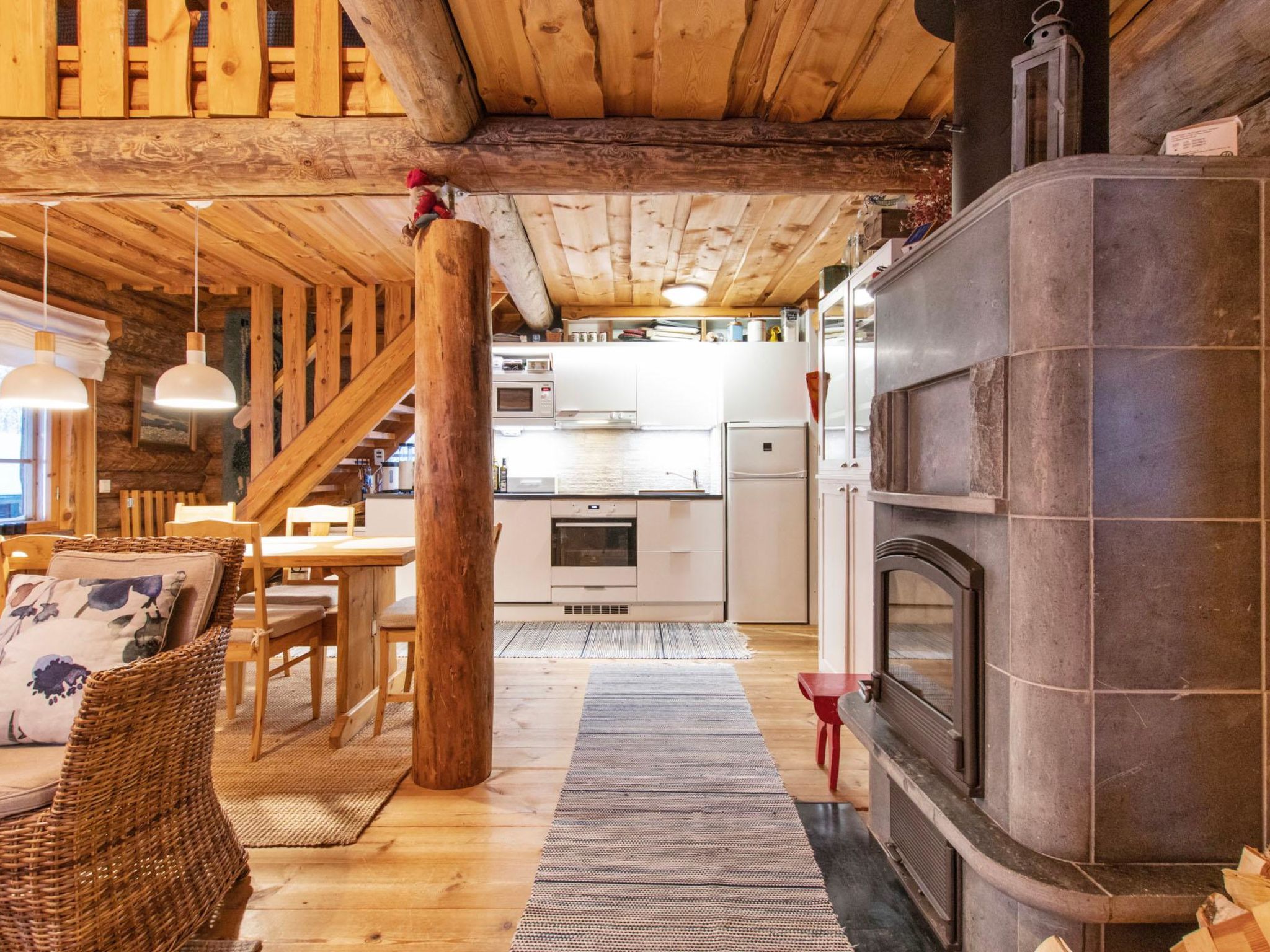 Tunturitorppa-Drinnen