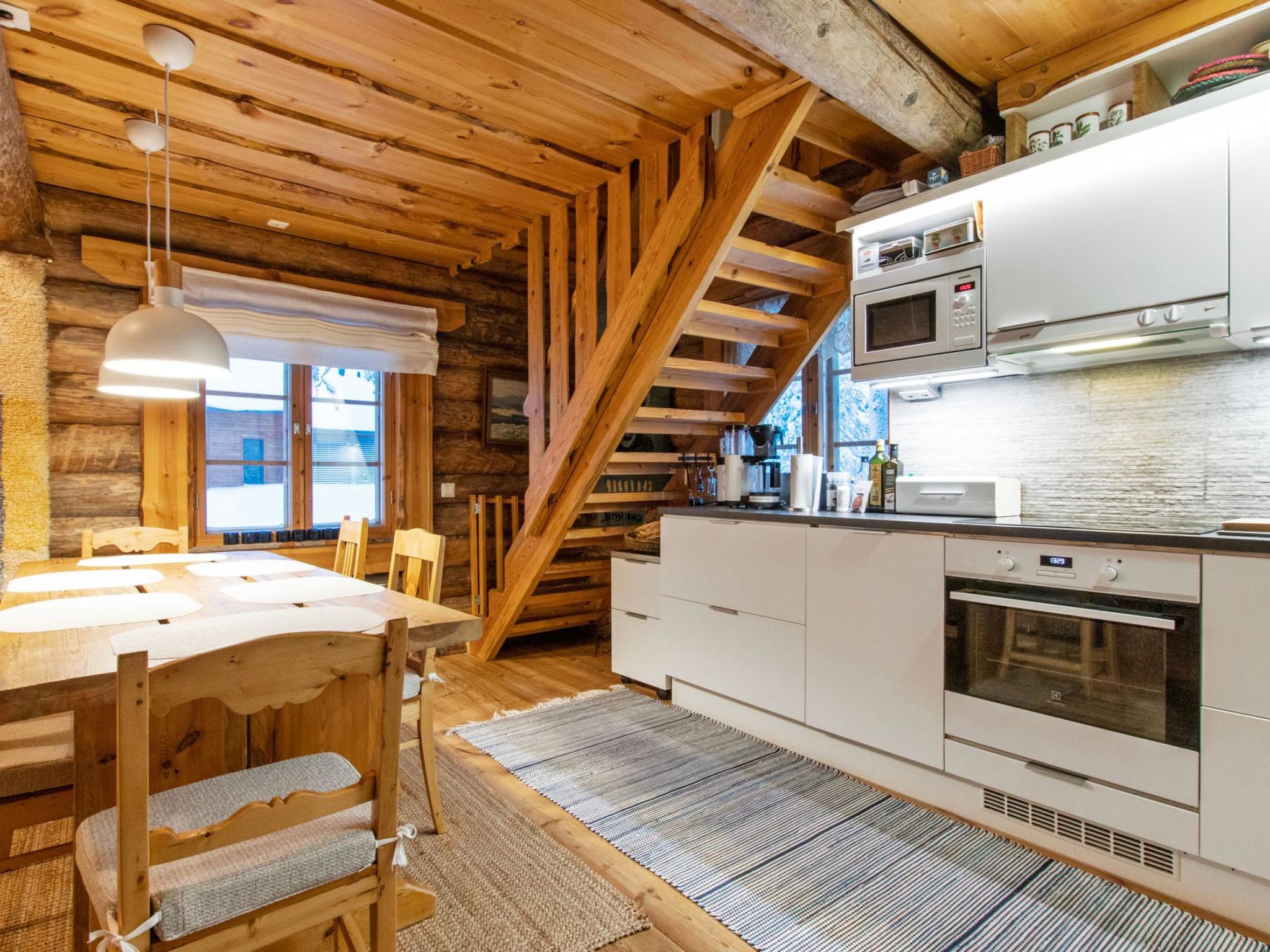 Tunturitorppa-Drinnen