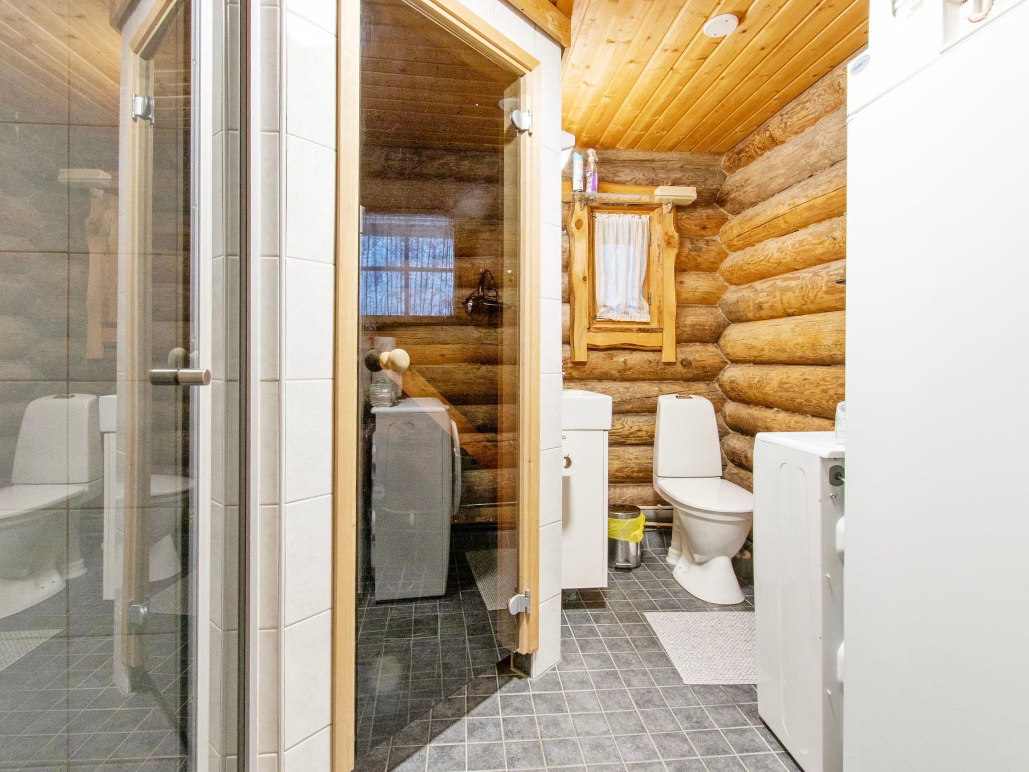 Tunturitorppa-Drinnen