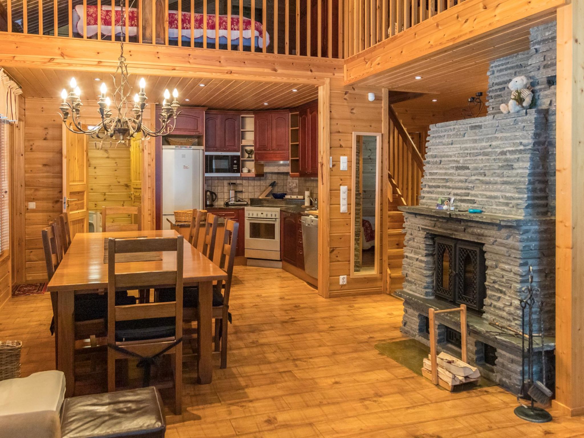 Ylläskaira a-Inside